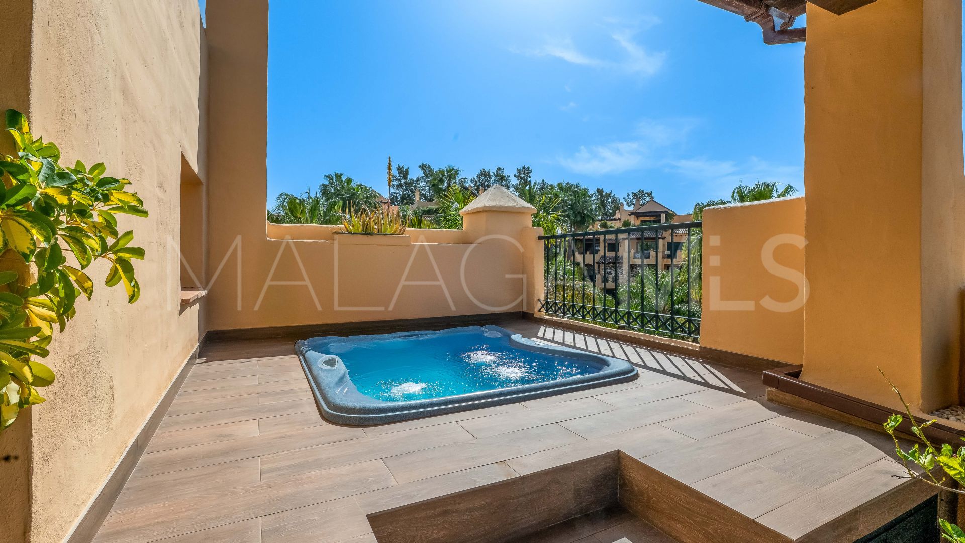Se vende atico duplex de 3 bedrooms in El Campanario