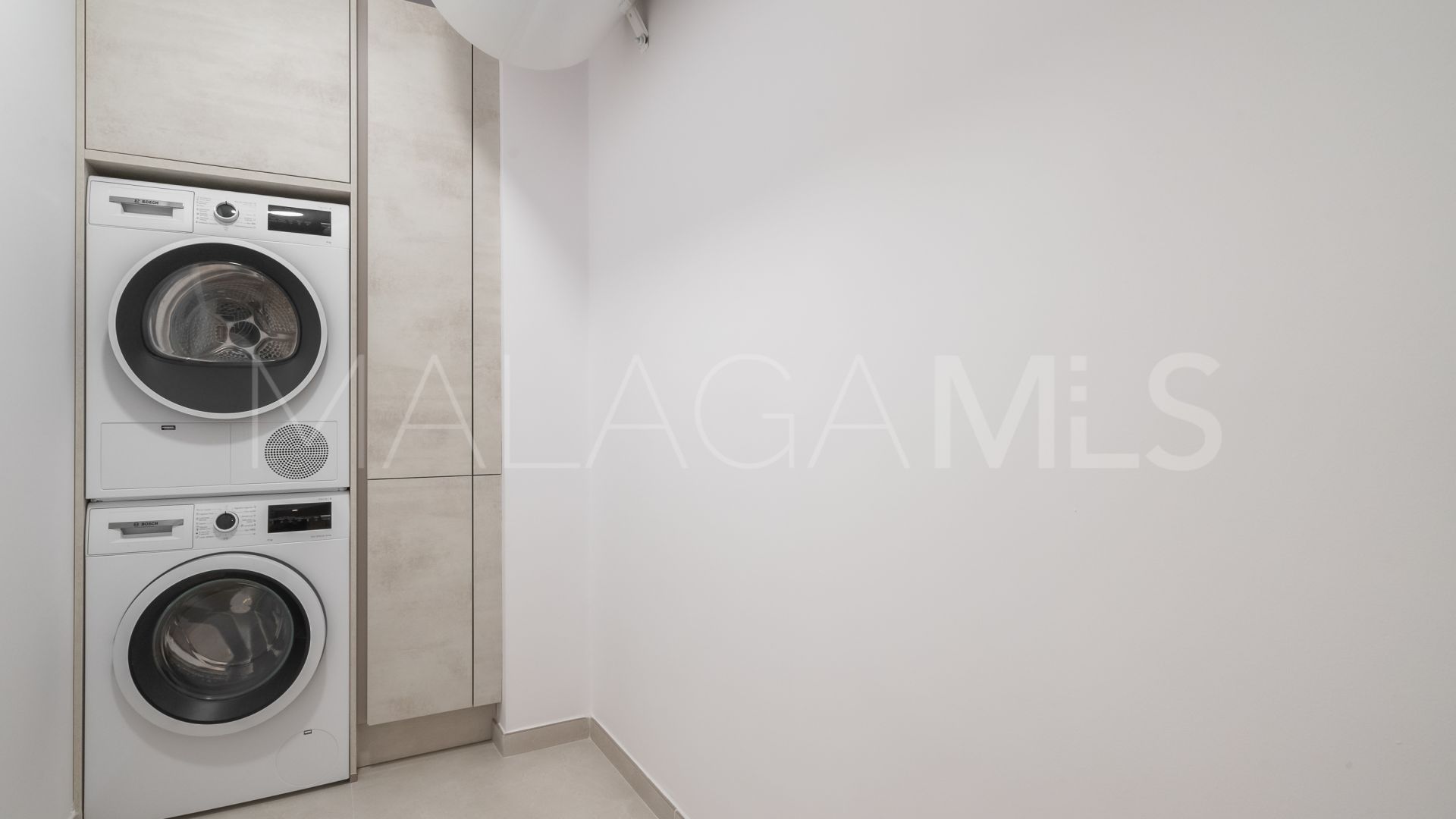 Country Club Las Brisas apartment for sale