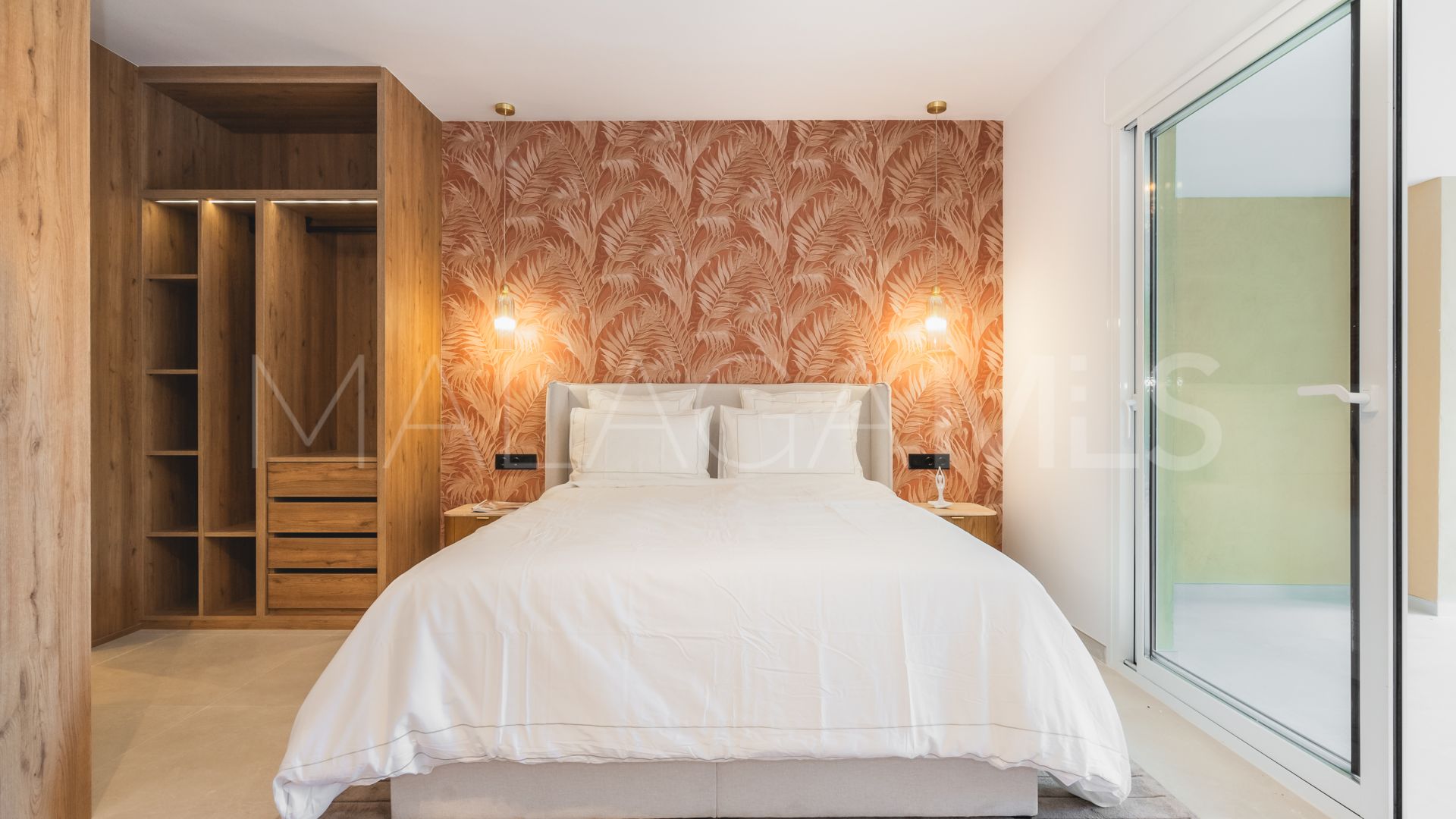 Country Club Las Brisas apartment for sale