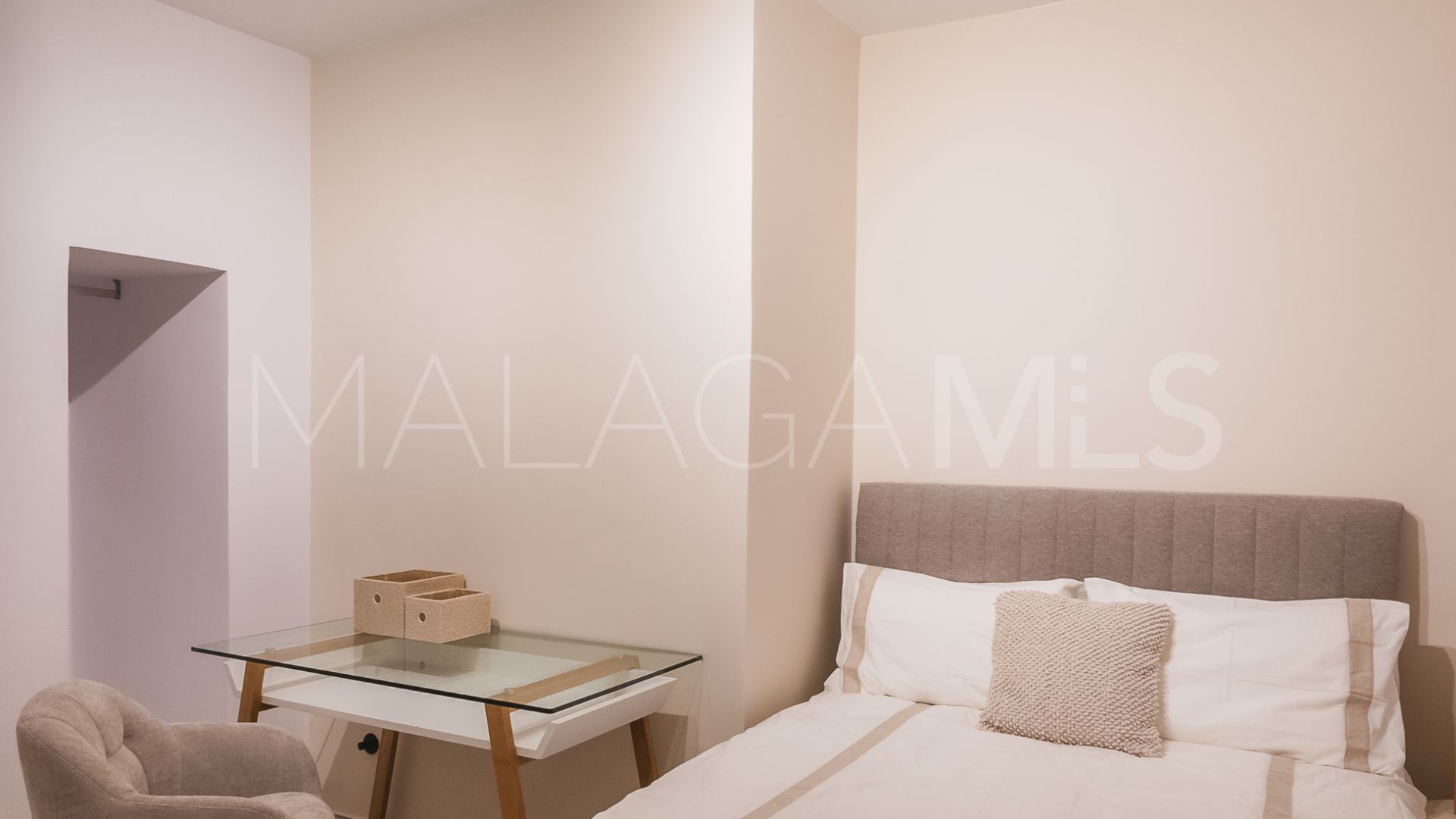 Country Club Las Brisas apartment for sale