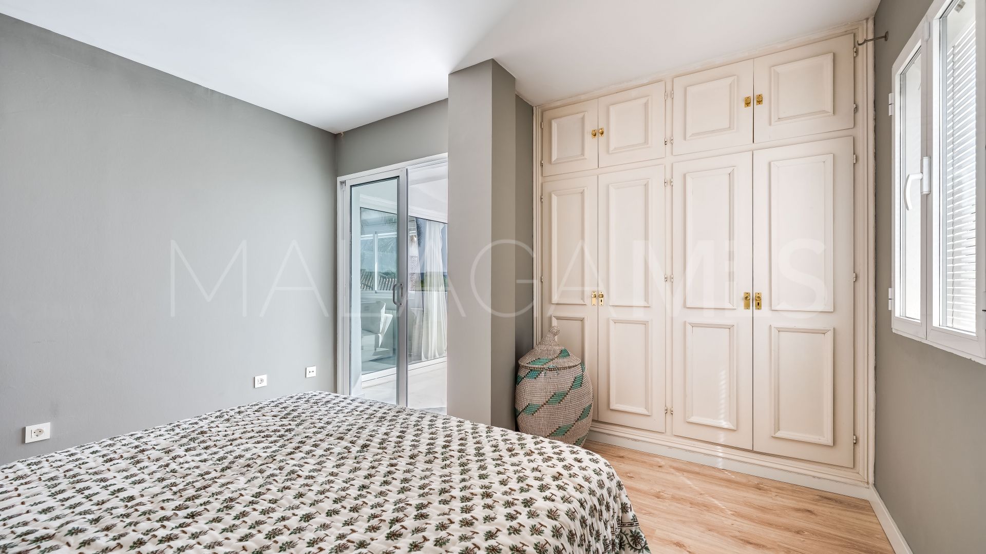 Se vende adosado de 5 bedrooms in Nueva Andalucia