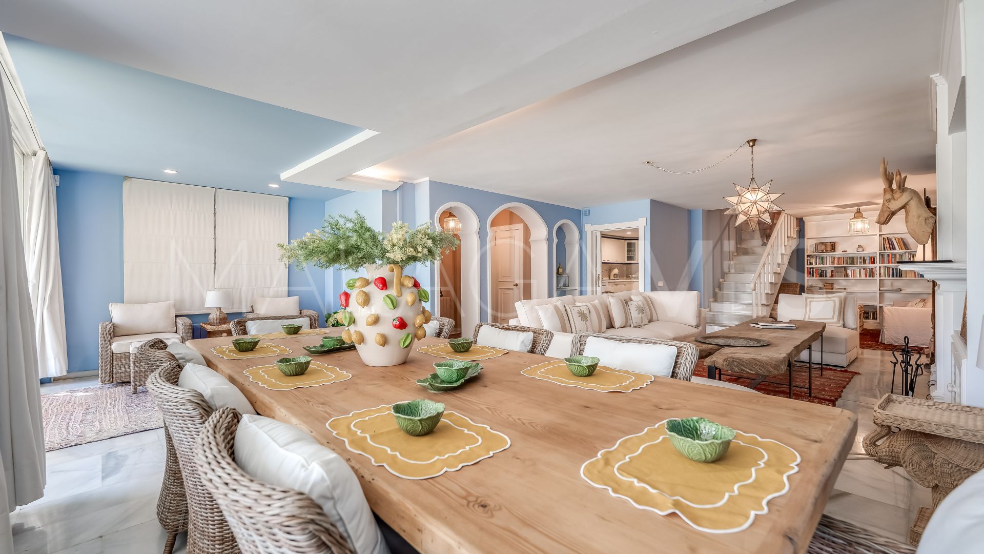 Se vende adosado de 5 bedrooms in Nueva Andalucia