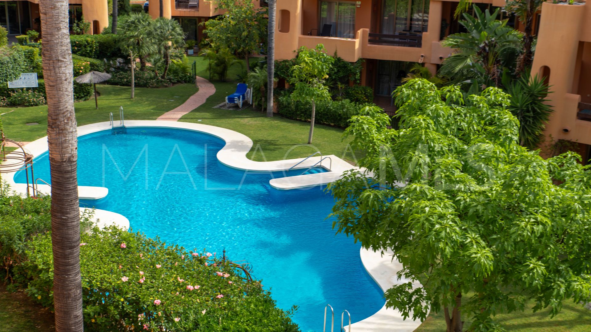 Lägenhet for sale in Estepona Öst