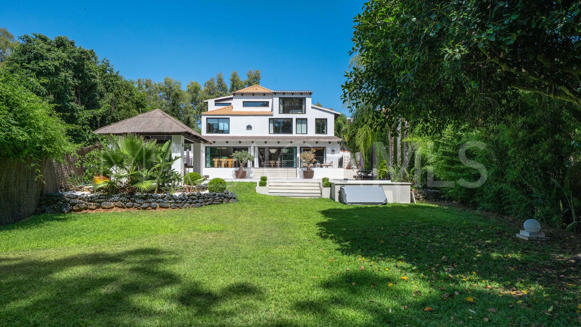 Se vende villa in Nueva Andalucia