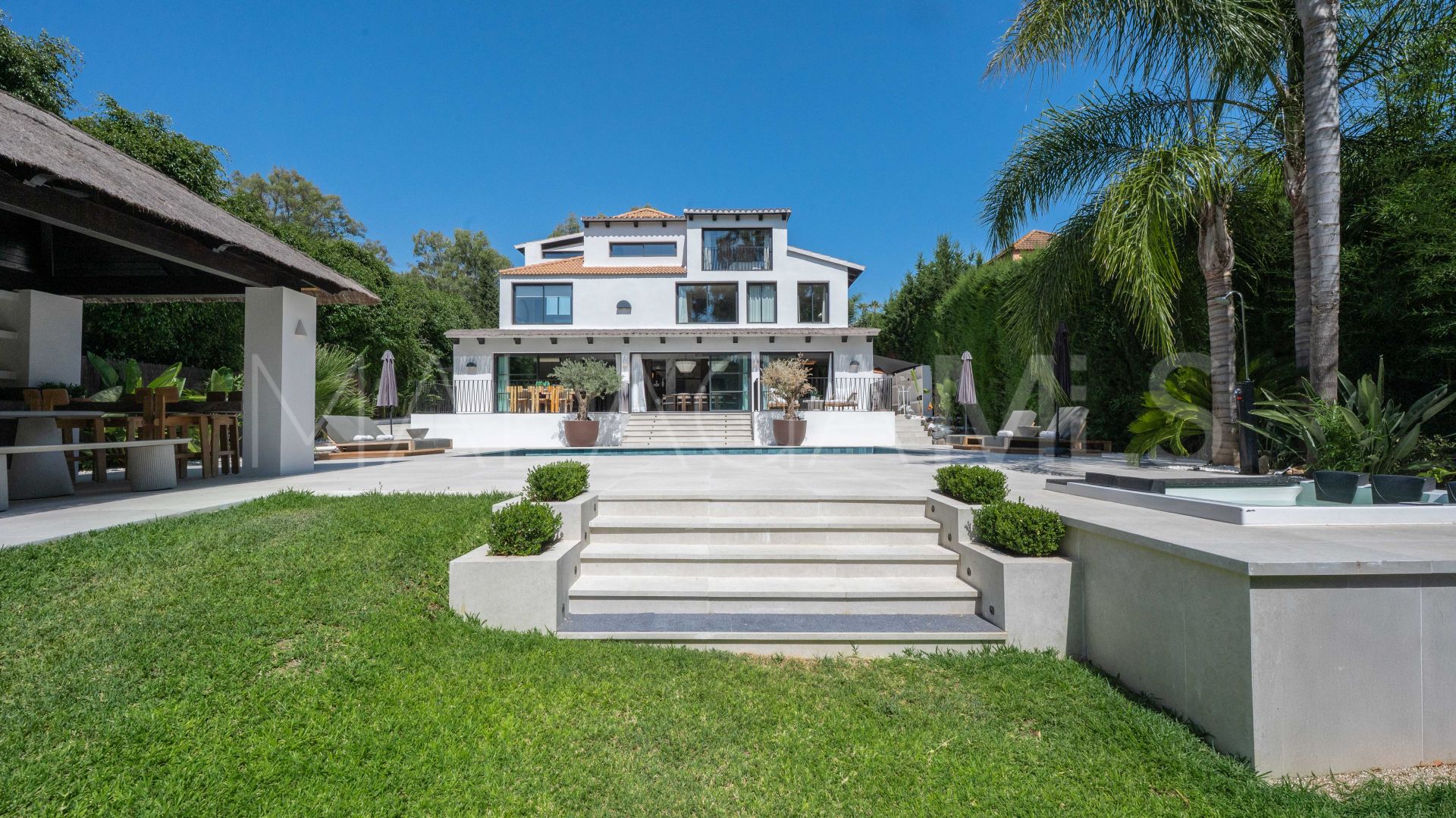Se vende villa in Nueva Andalucia