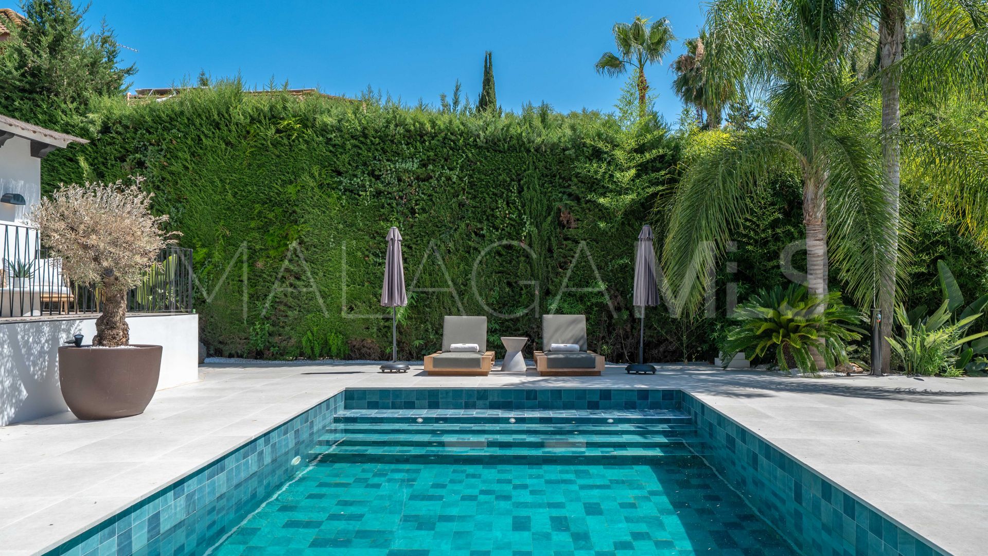 Se vende villa in Nueva Andalucia