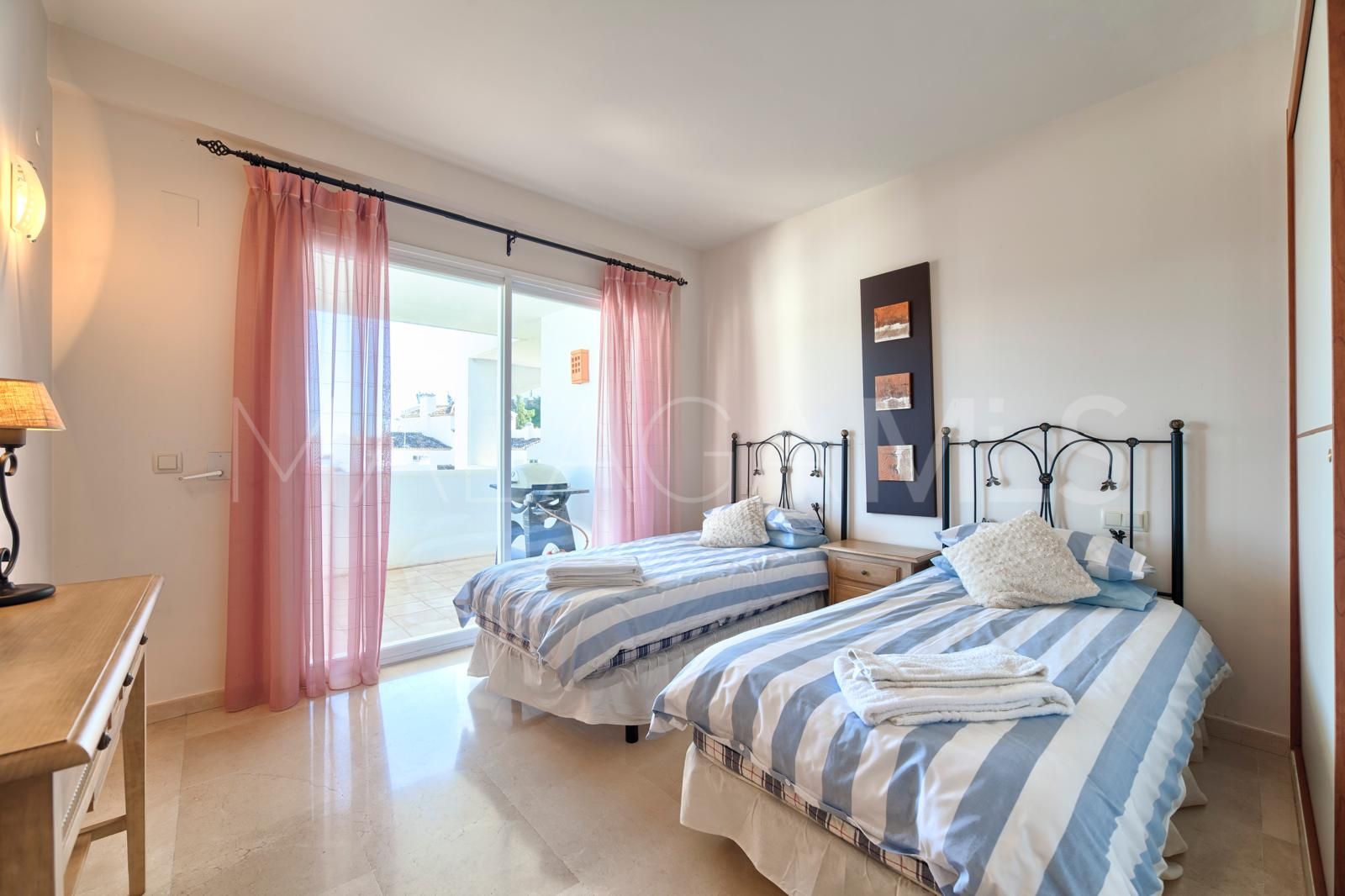 Altos de La Quinta, apartamento for sale de 3 bedrooms