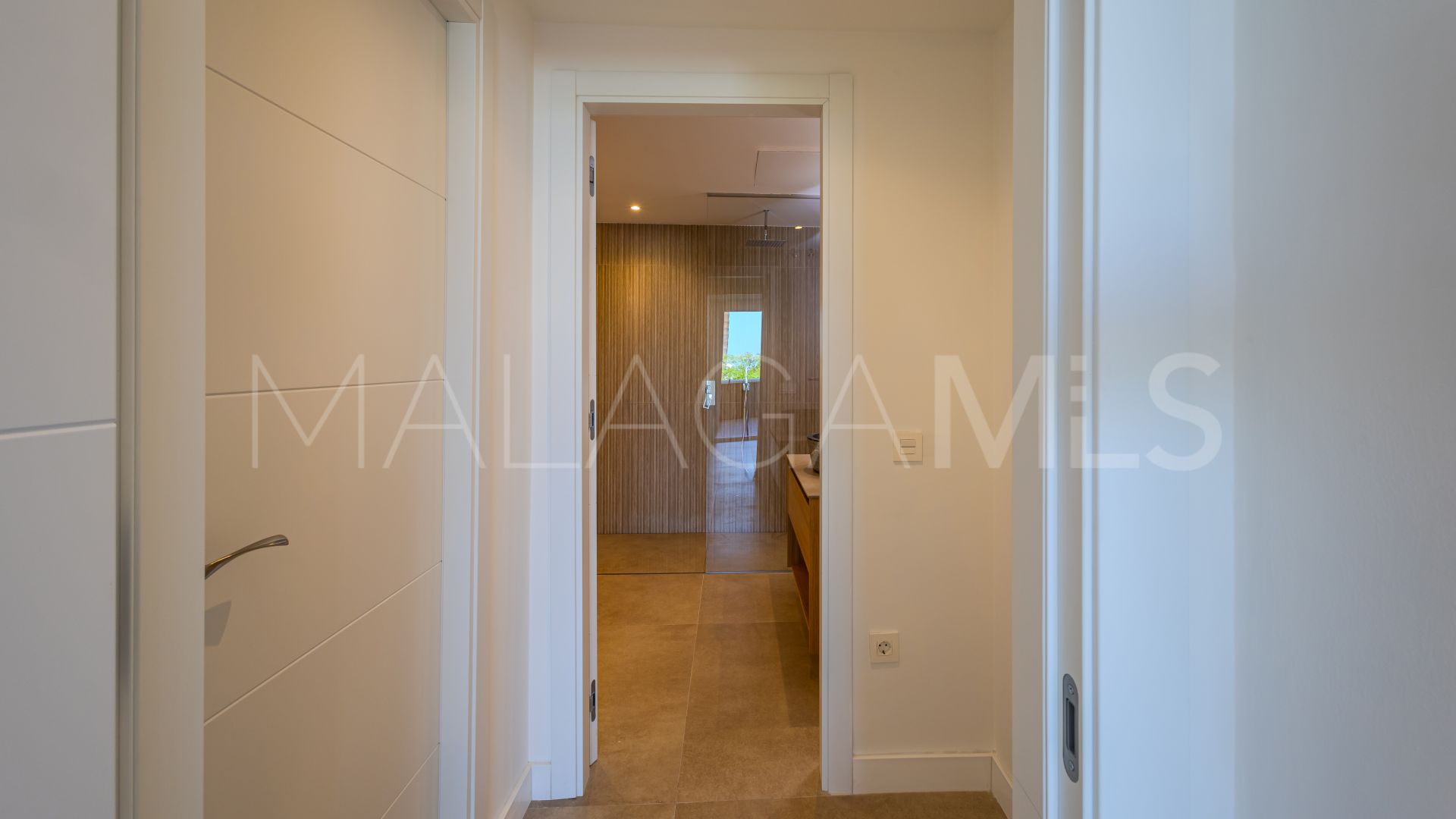 Buy Nueva Andalucia apartment