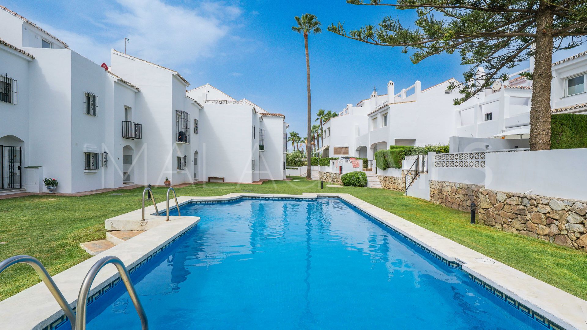 For sale El Rosario 3 bedrooms town house