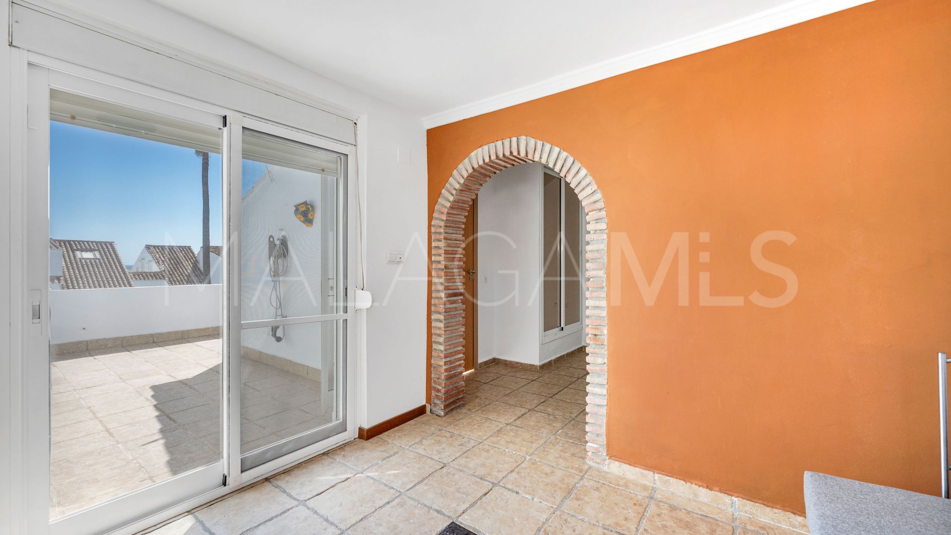 Adosado with 4 bedrooms a la venta in El Rosario