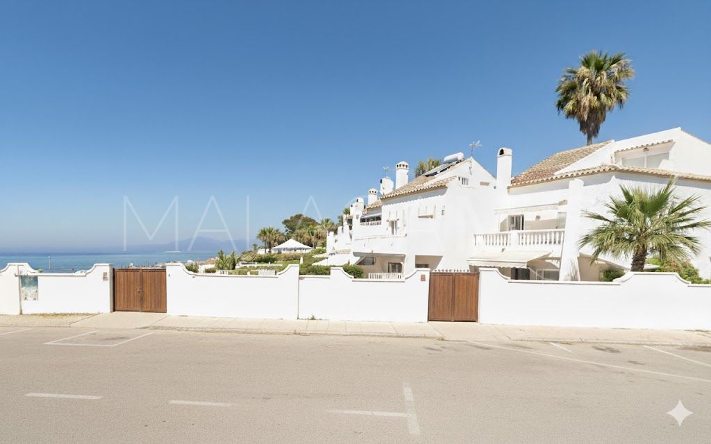 Adosado with 4 bedrooms a la venta in El Rosario