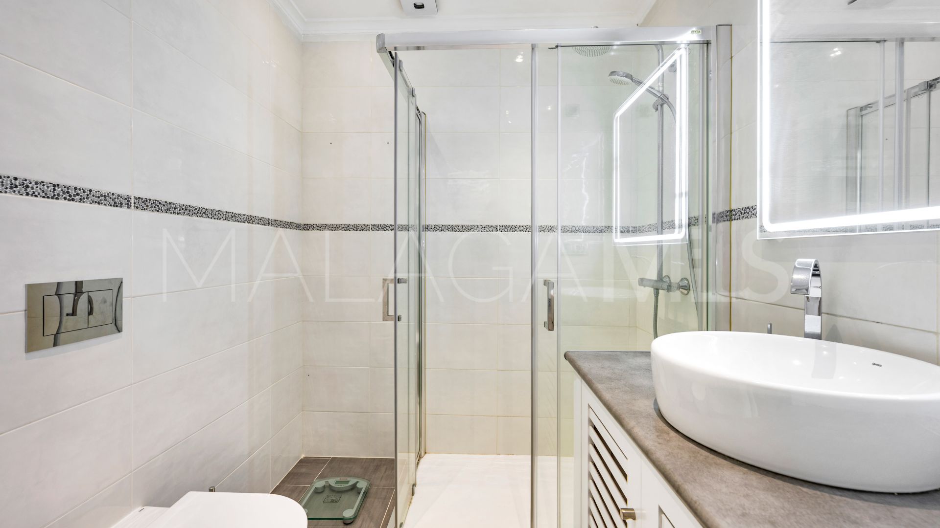 Adosado with 4 bedrooms a la venta in El Rosario