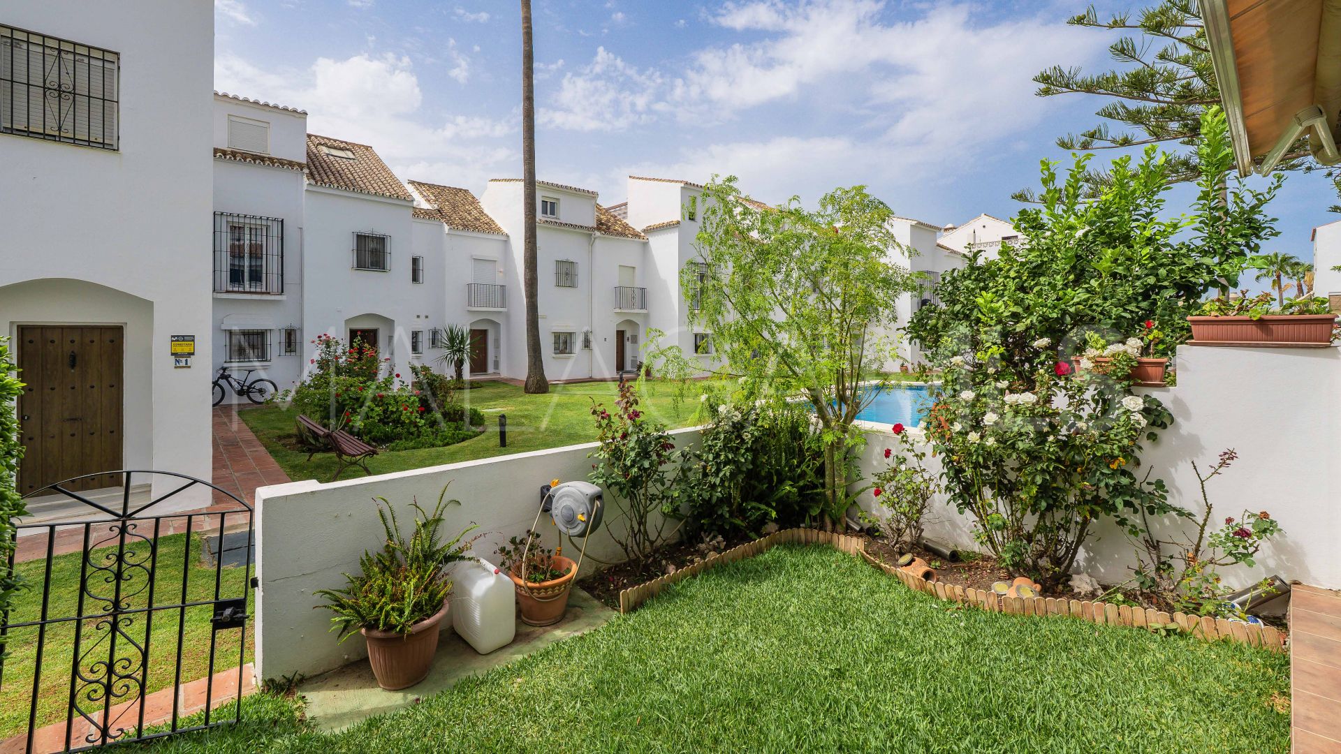 For sale El Rosario 3 bedrooms town house