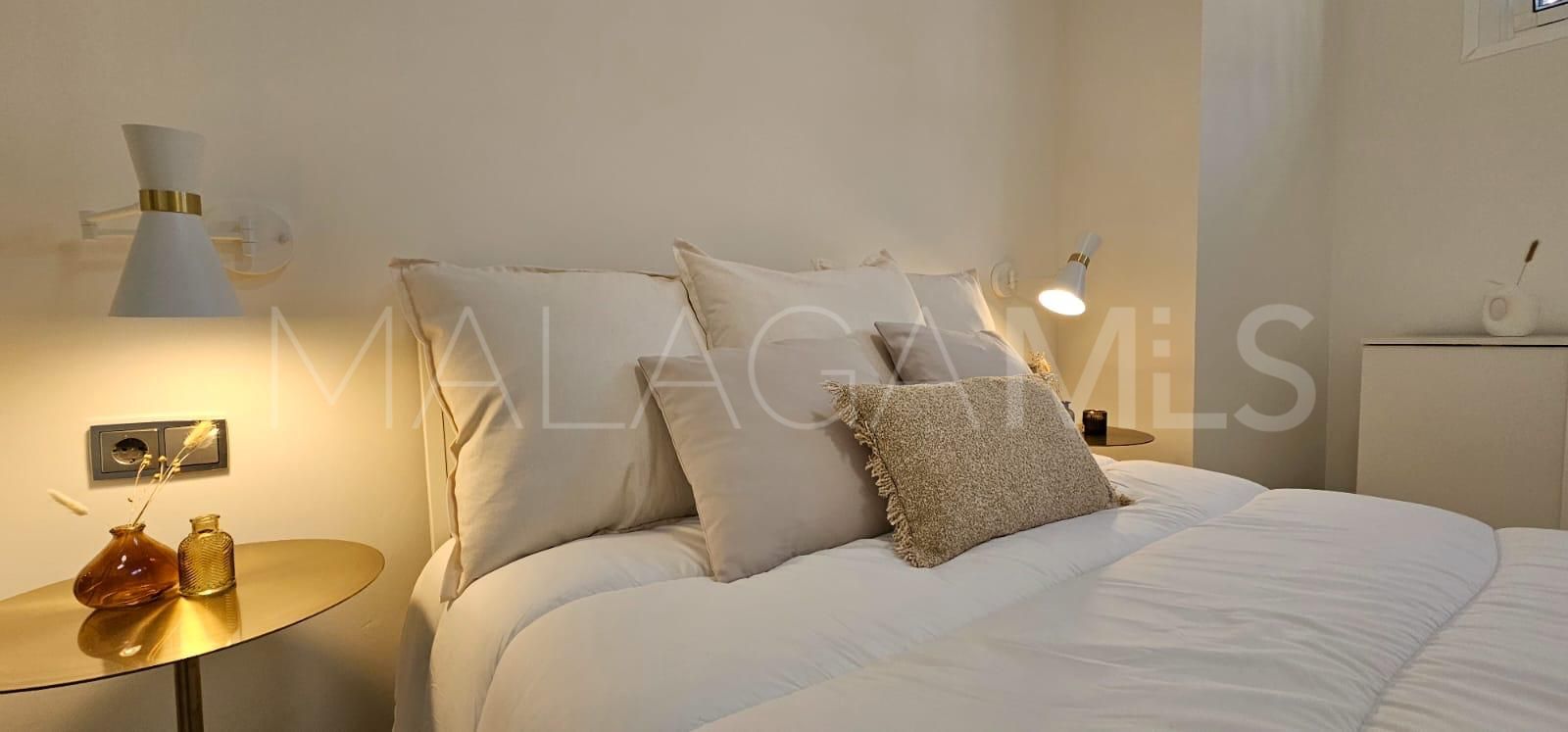 Villa for sale in Nueva Andalucia