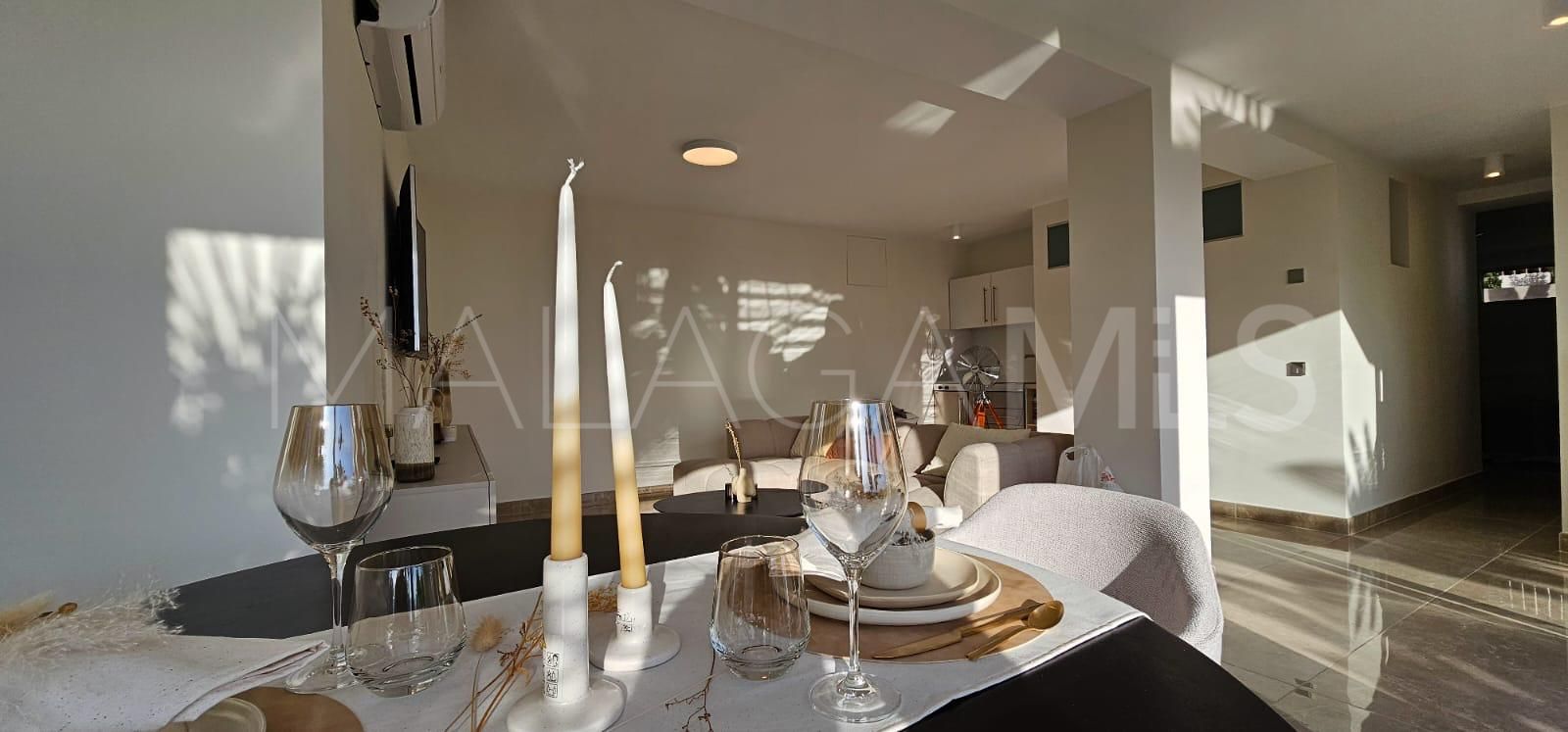Villa for sale in Nueva Andalucia