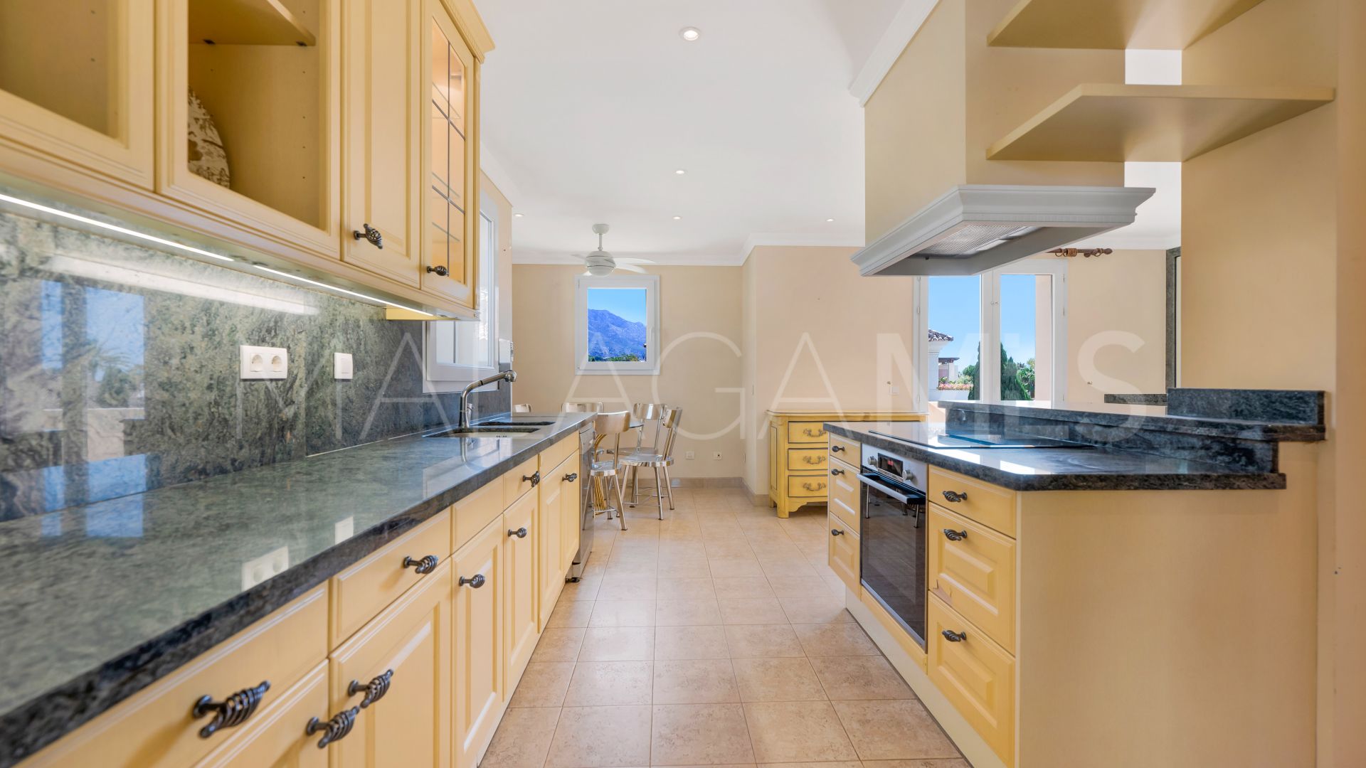 Appartement for sale in Las Alamandas