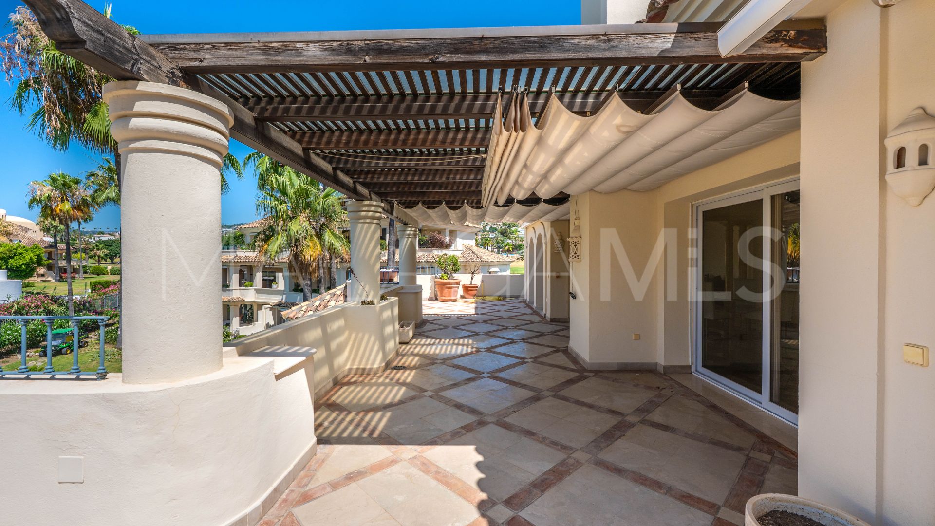 Appartement for sale in Las Alamandas
