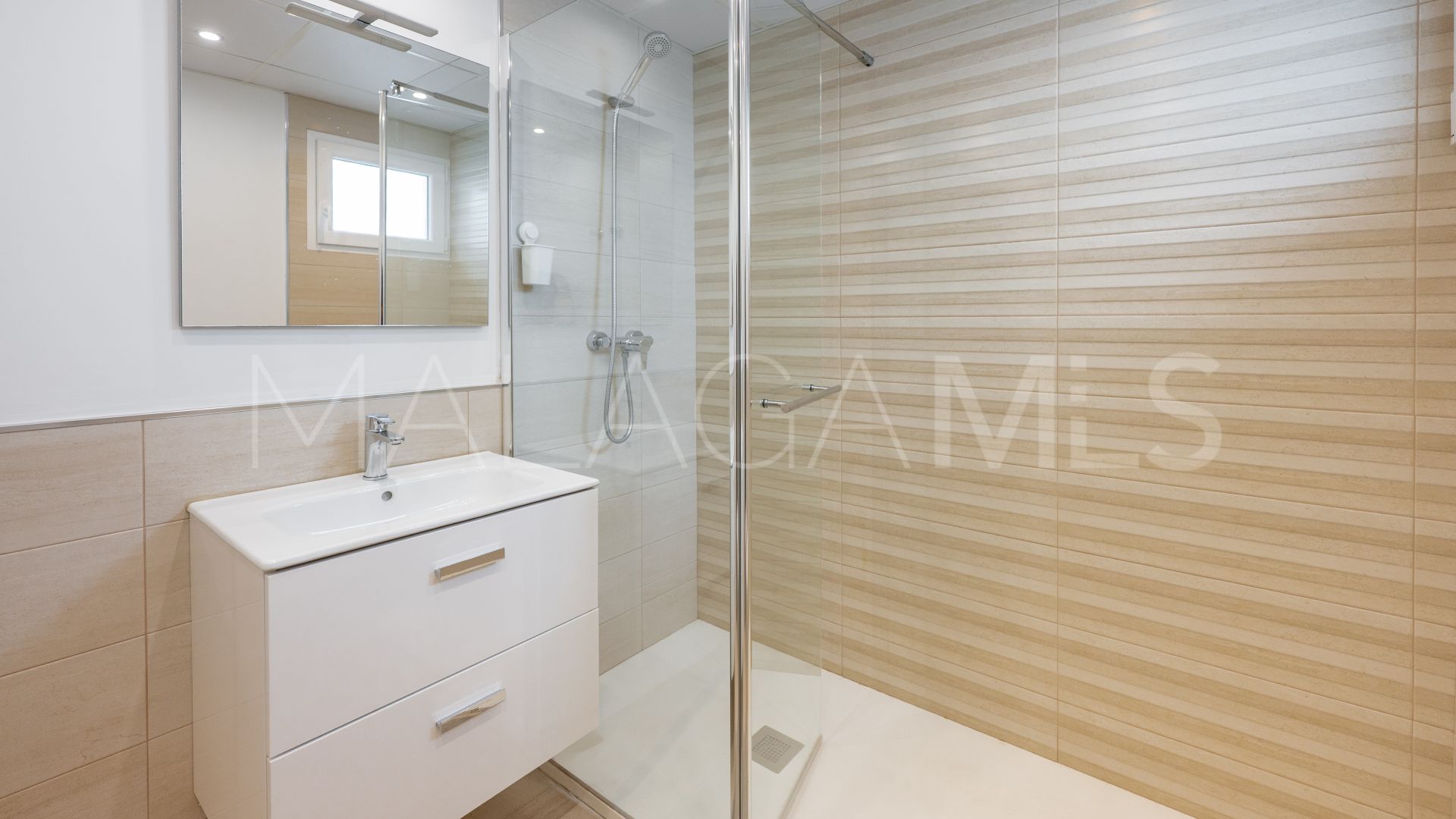 Villa for sale in Marbella Ost