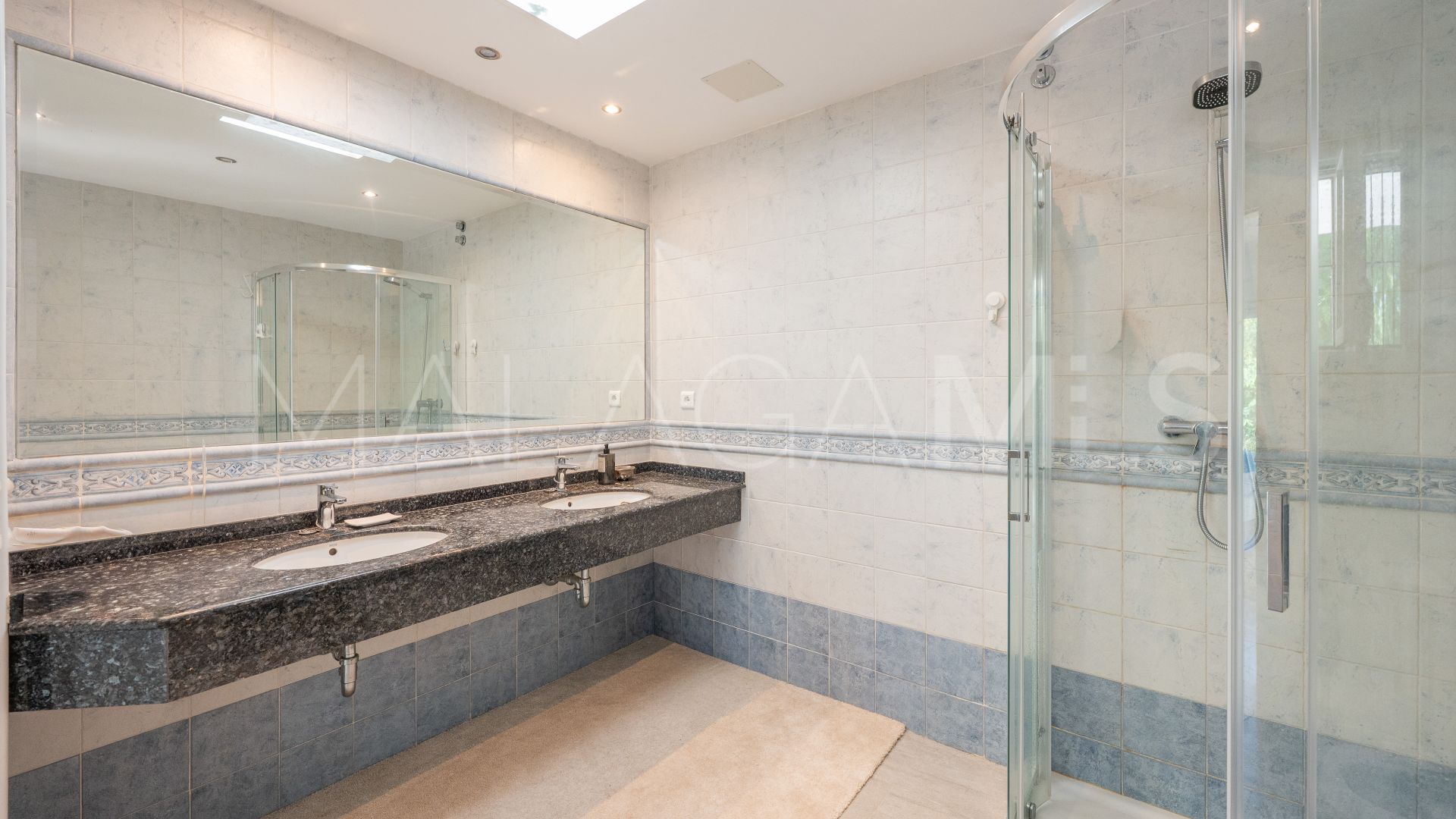 Villa for sale in Marbella Ost
