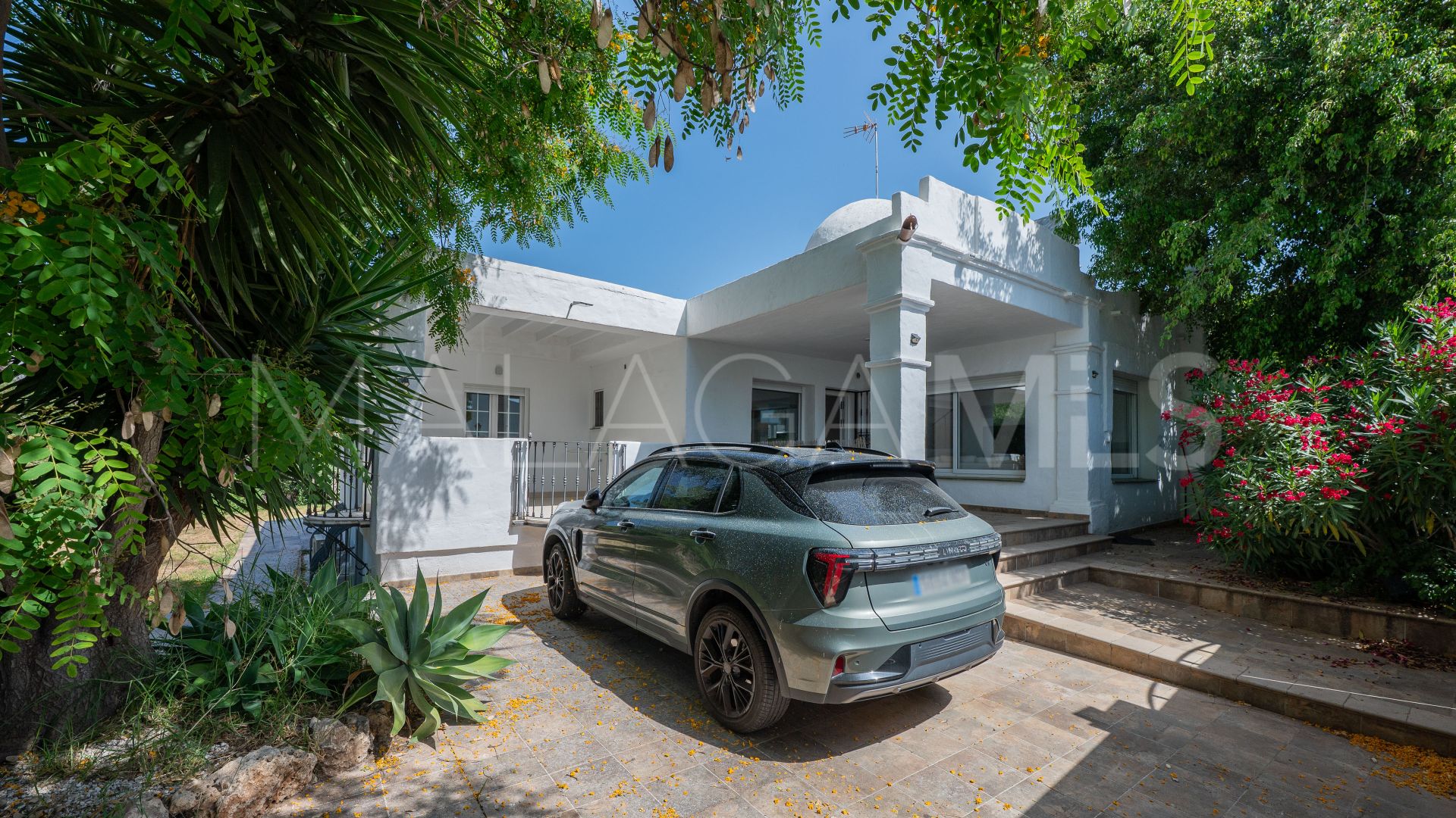 Villa for sale in Marbella Ost