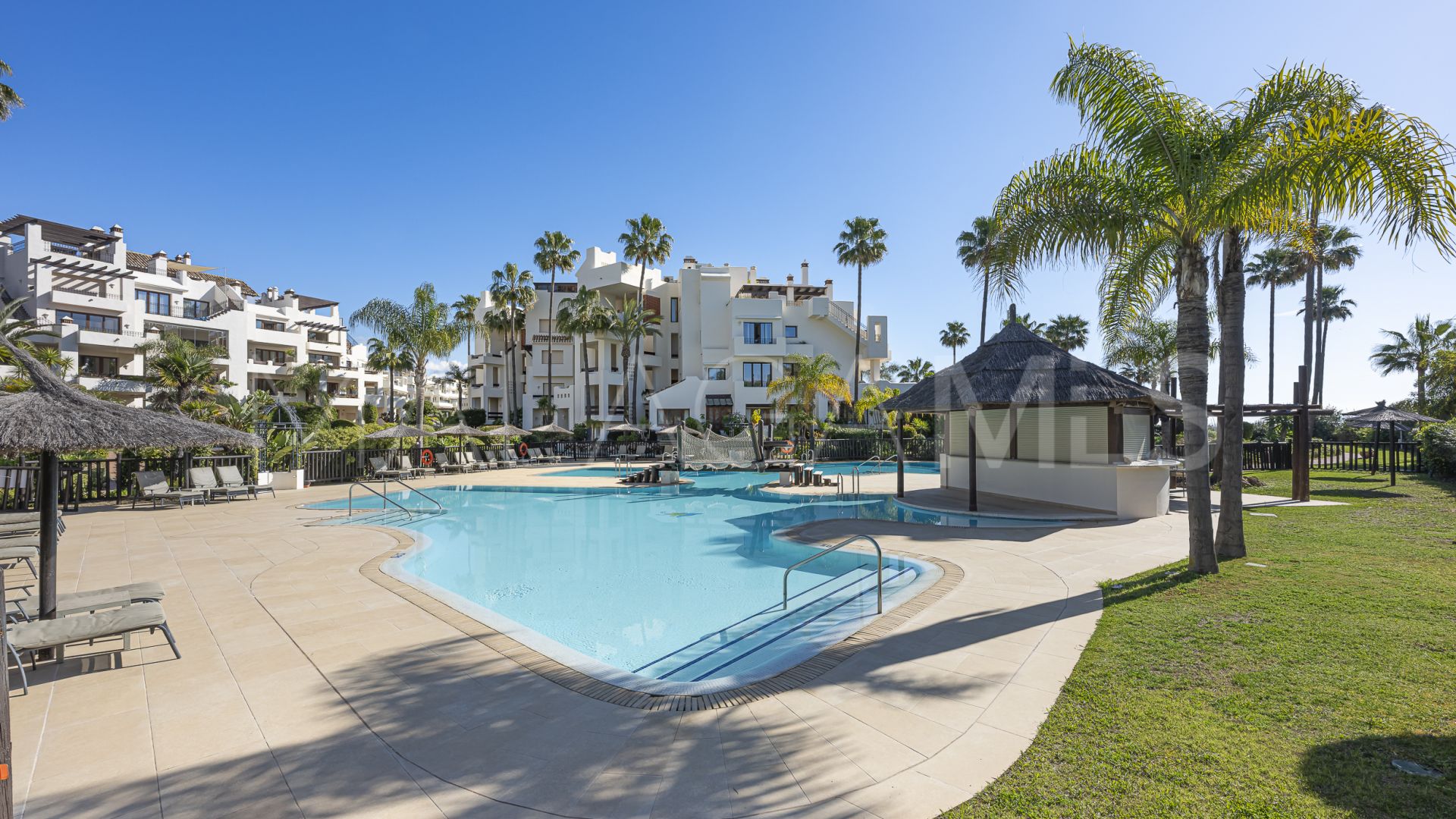 Appartement terrasse for sale in Bahía del Velerín