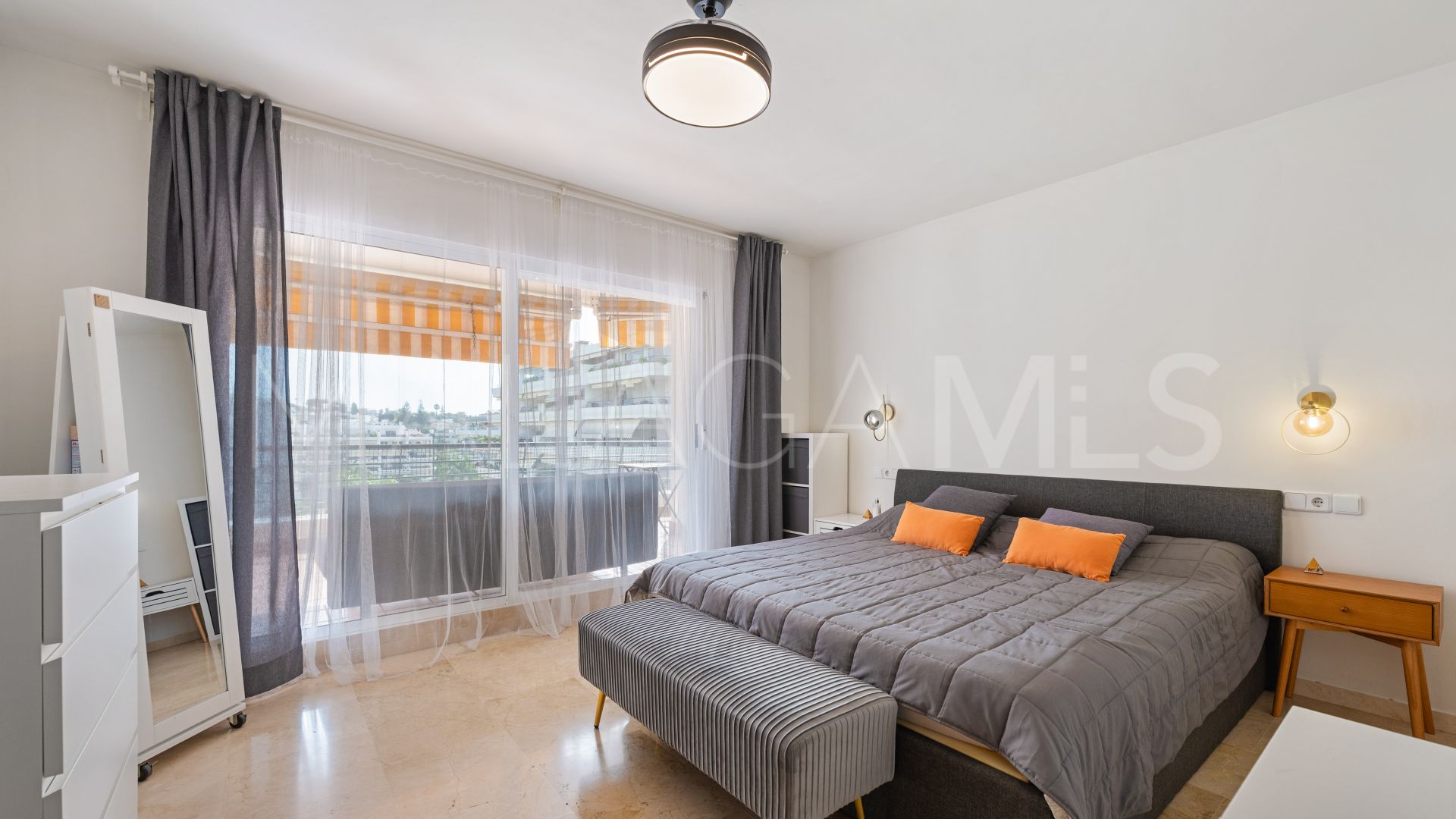 Lägenhet for sale in Marbella City
