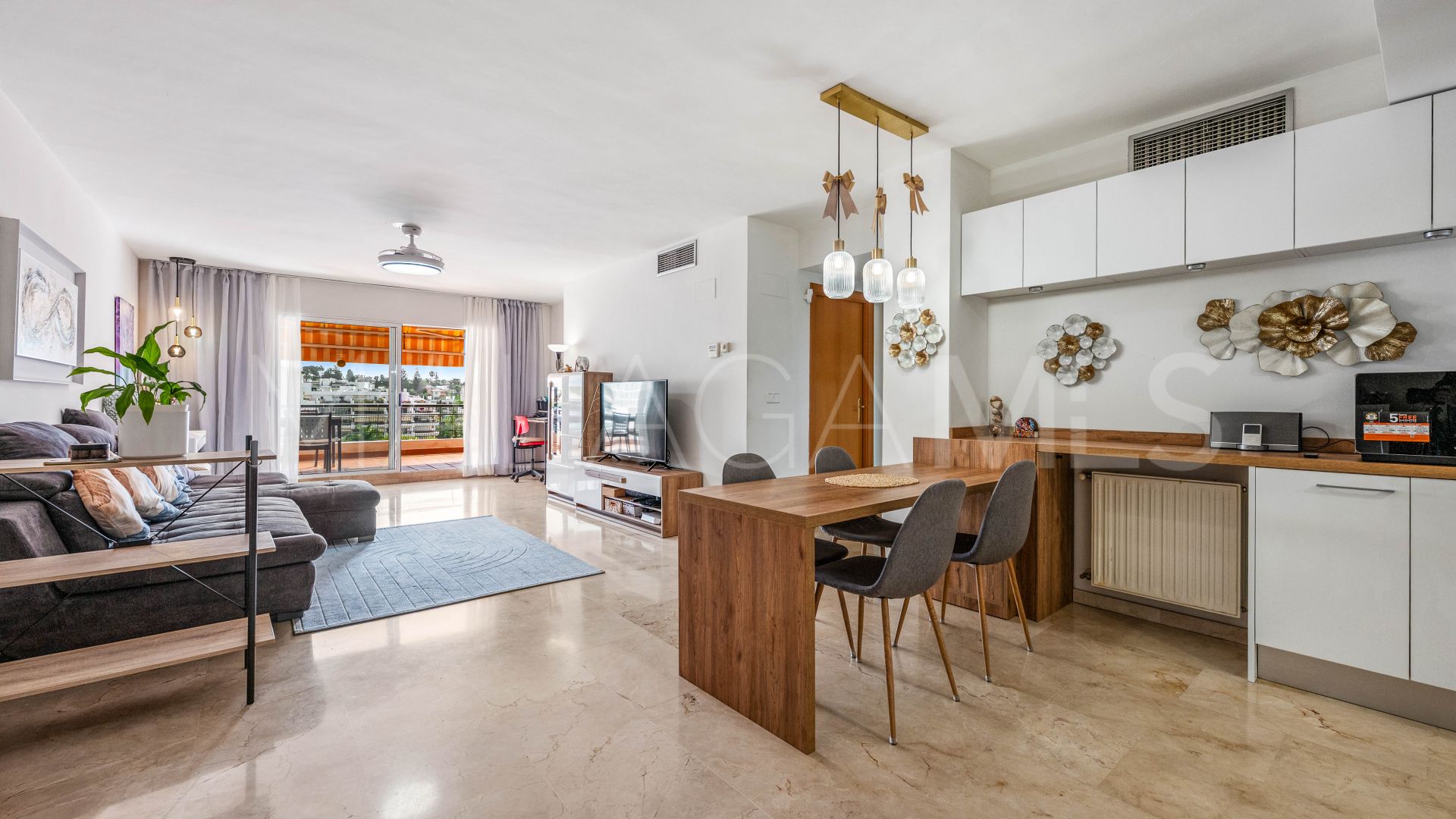 Lägenhet for sale in Marbella City