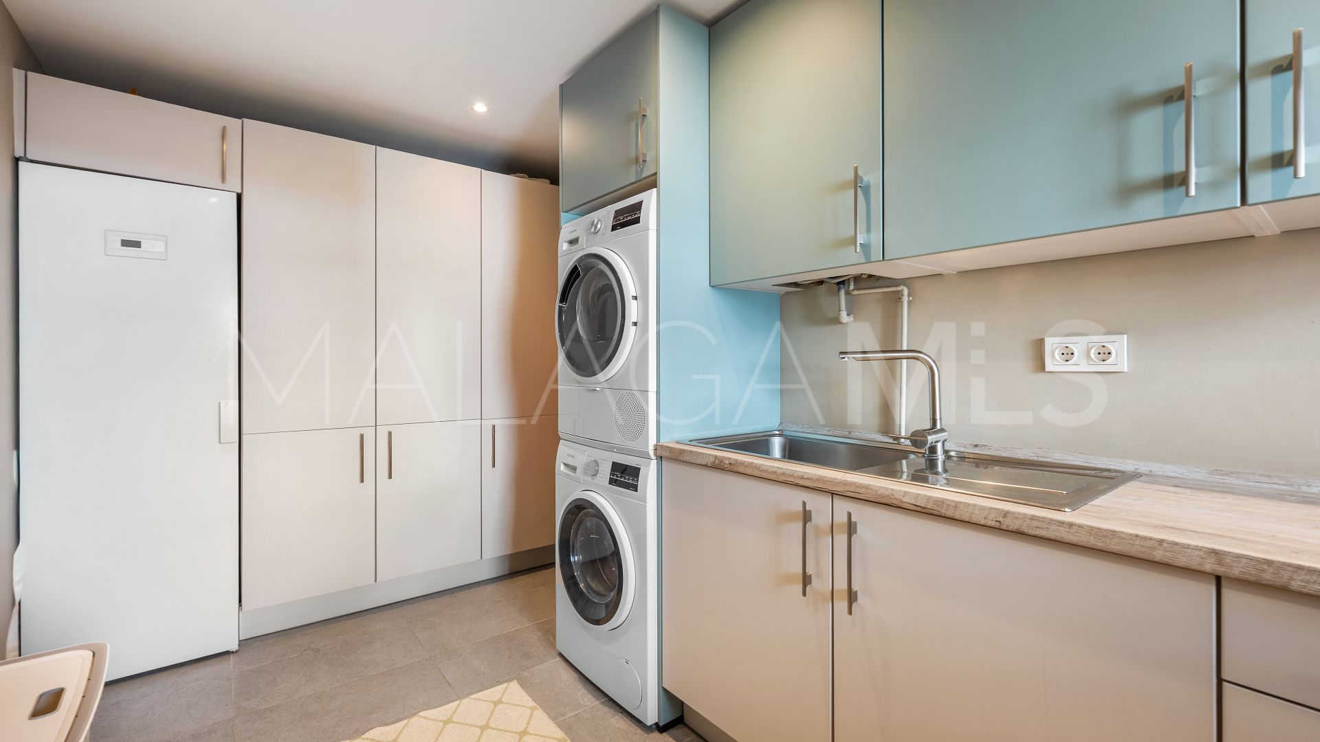 Lägenhet for sale in Campos de Guadalmina