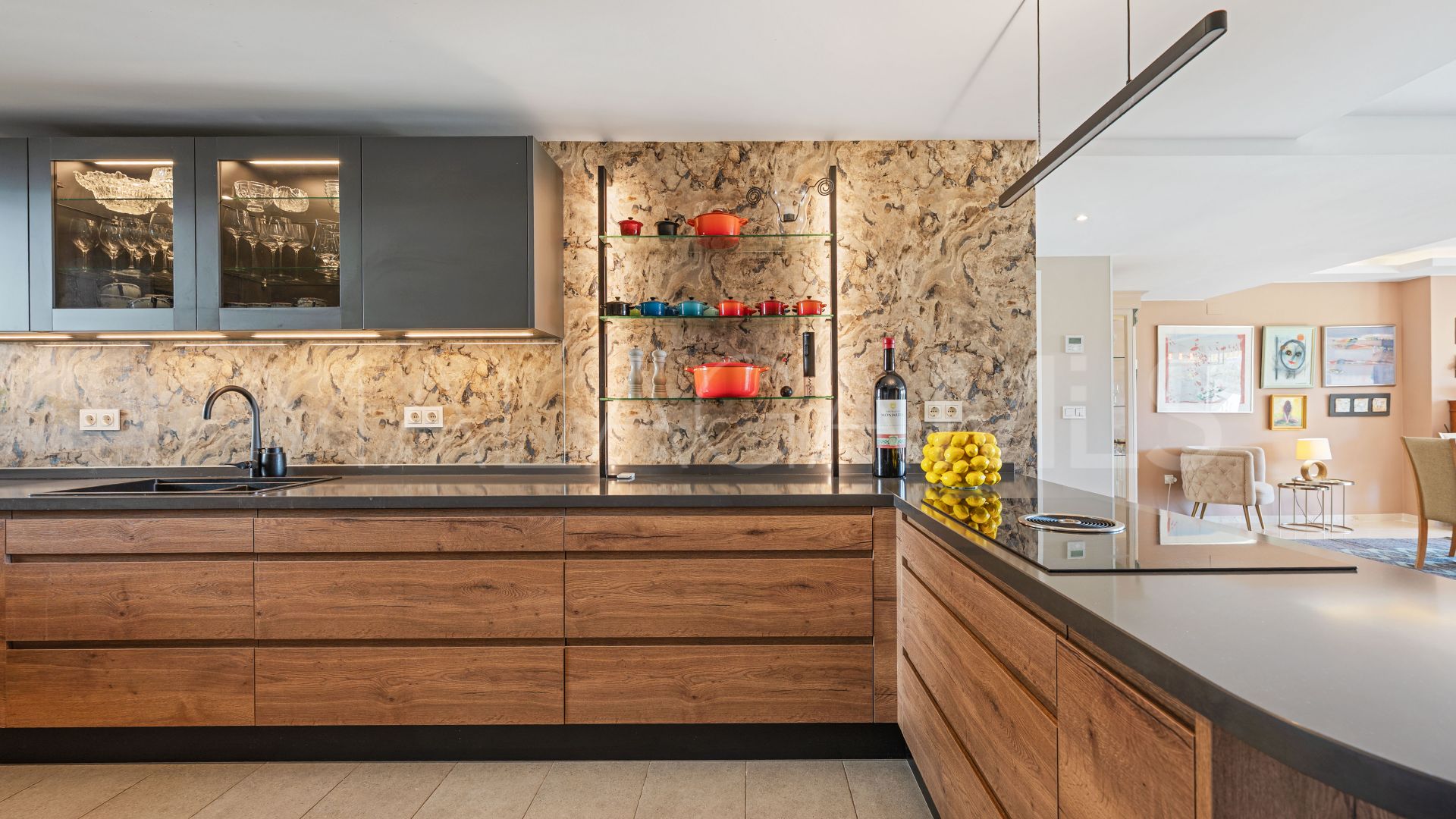 Lägenhet for sale in Campos de Guadalmina