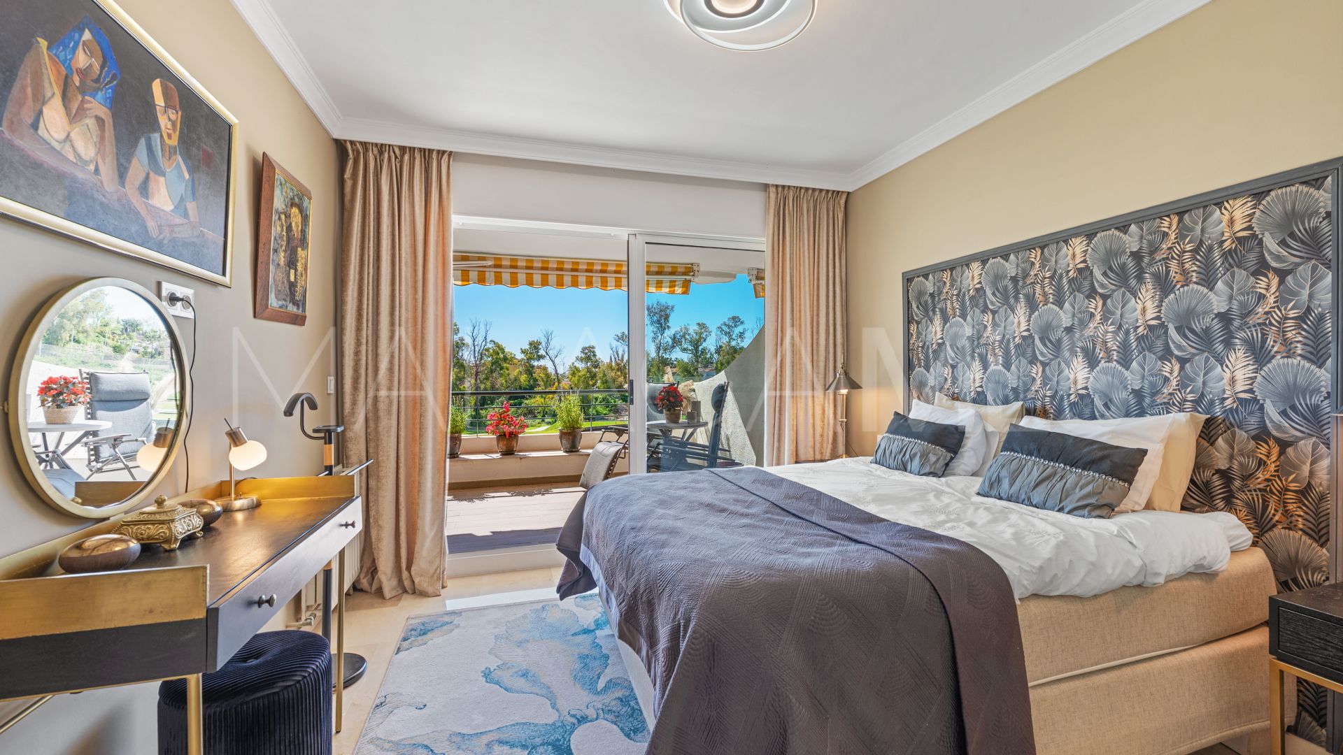 Lägenhet for sale in Campos de Guadalmina