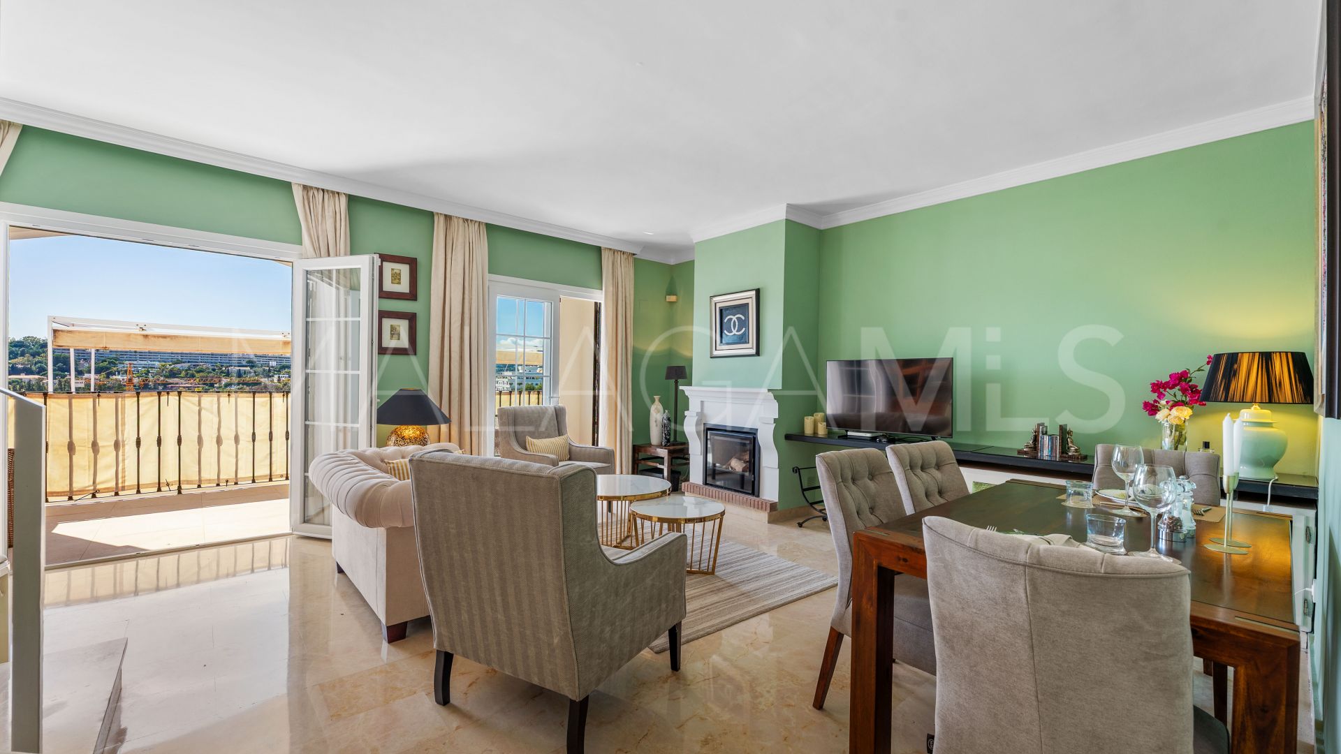 Buy adosado in Aloha Pueblo