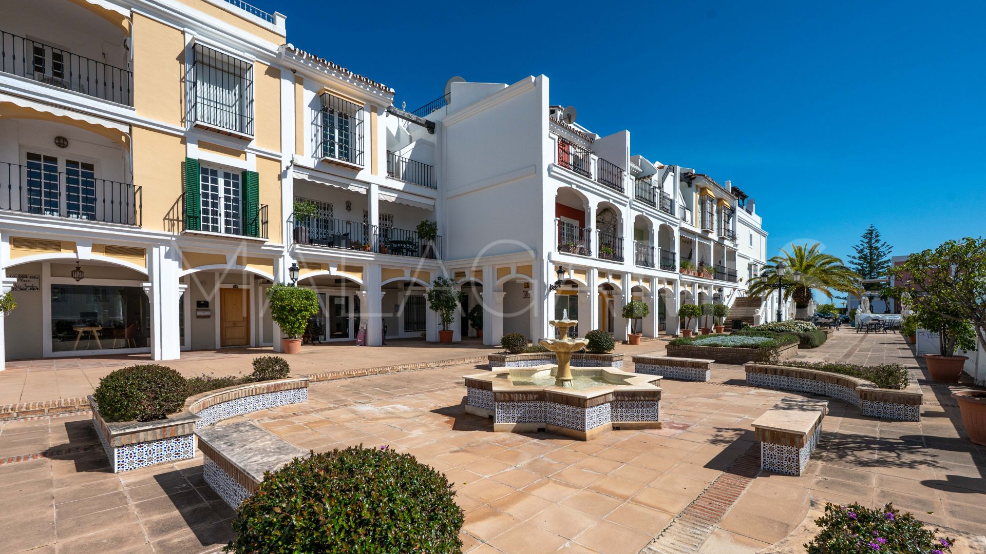 Buy adosado in Aloha Pueblo