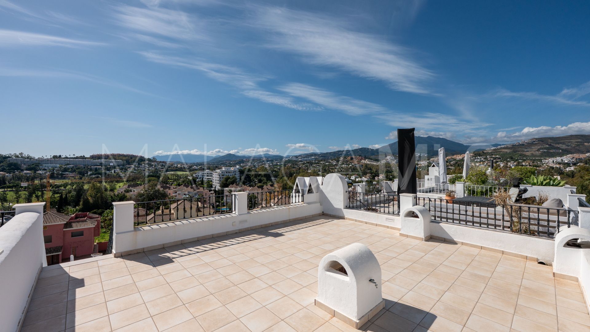 Buy adosado in Aloha Pueblo