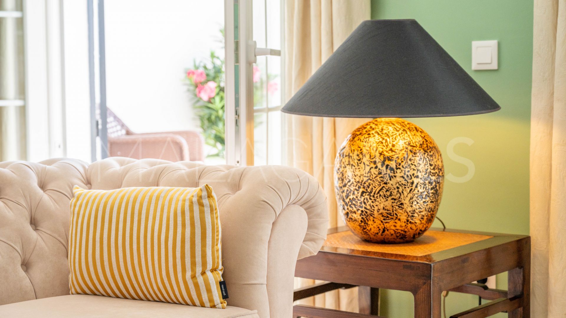 Buy adosado in Aloha Pueblo