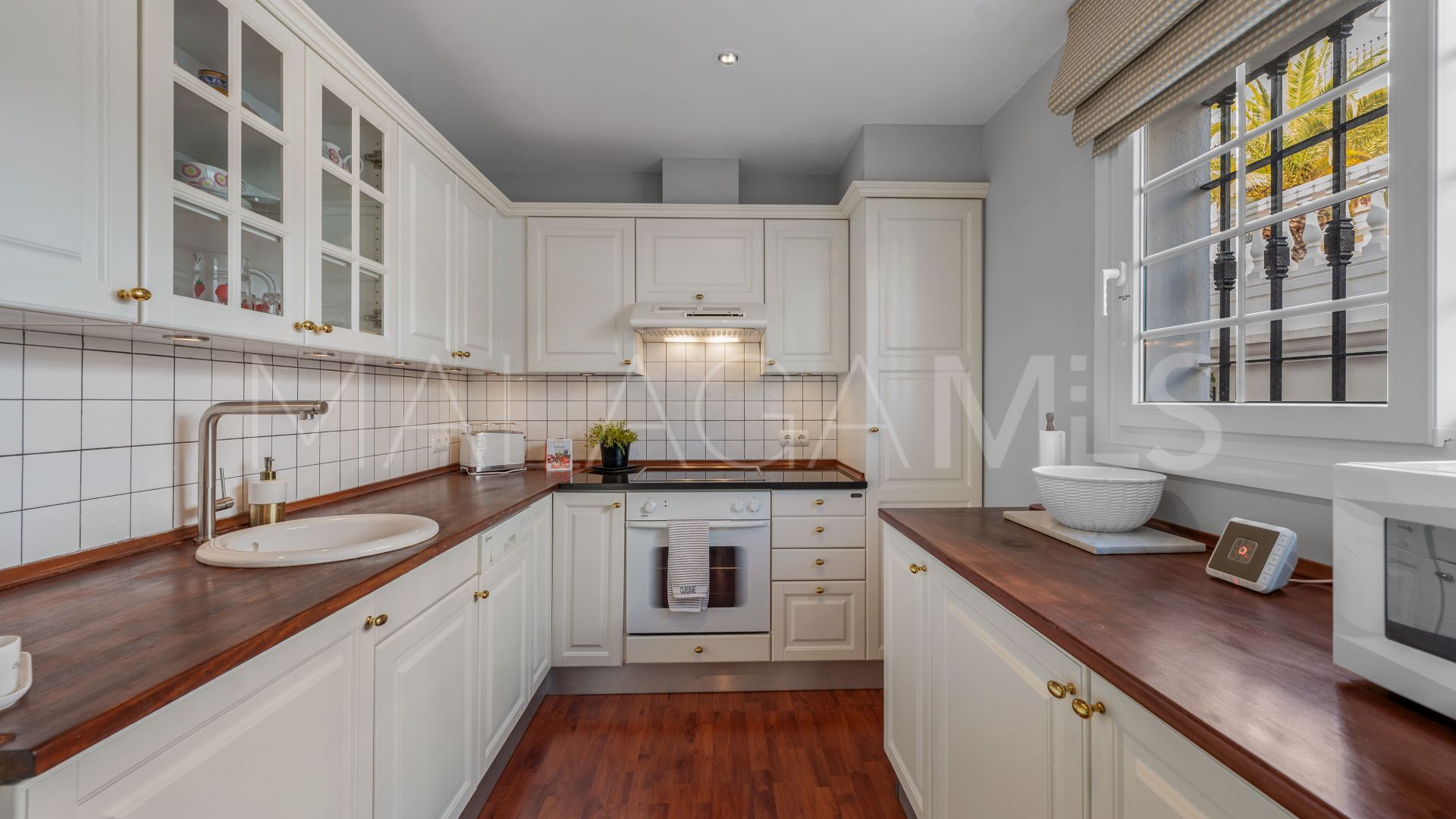 Buy adosado in Aloha Pueblo