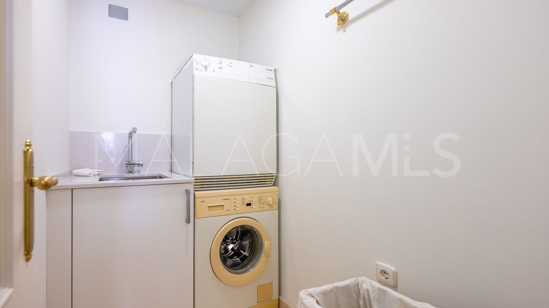 Buy adosado in Aloha Pueblo