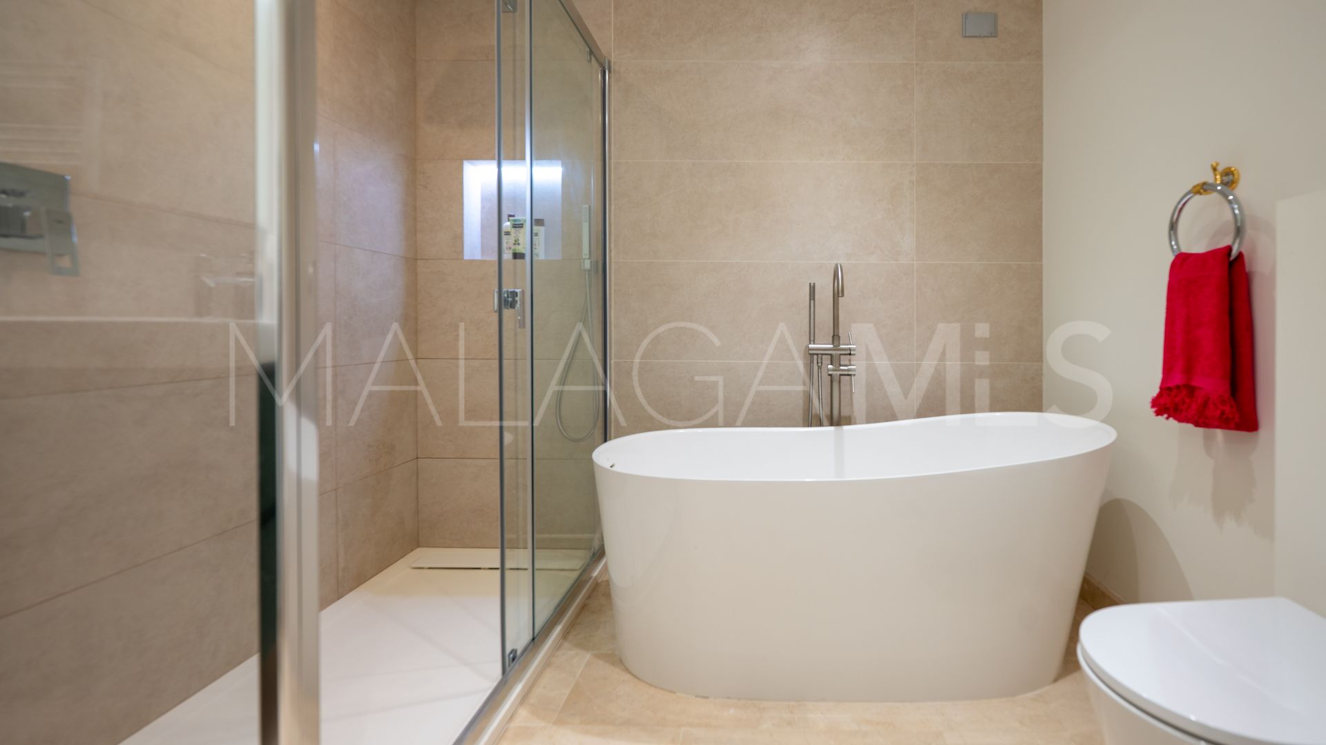 Buy adosado in Aloha Pueblo