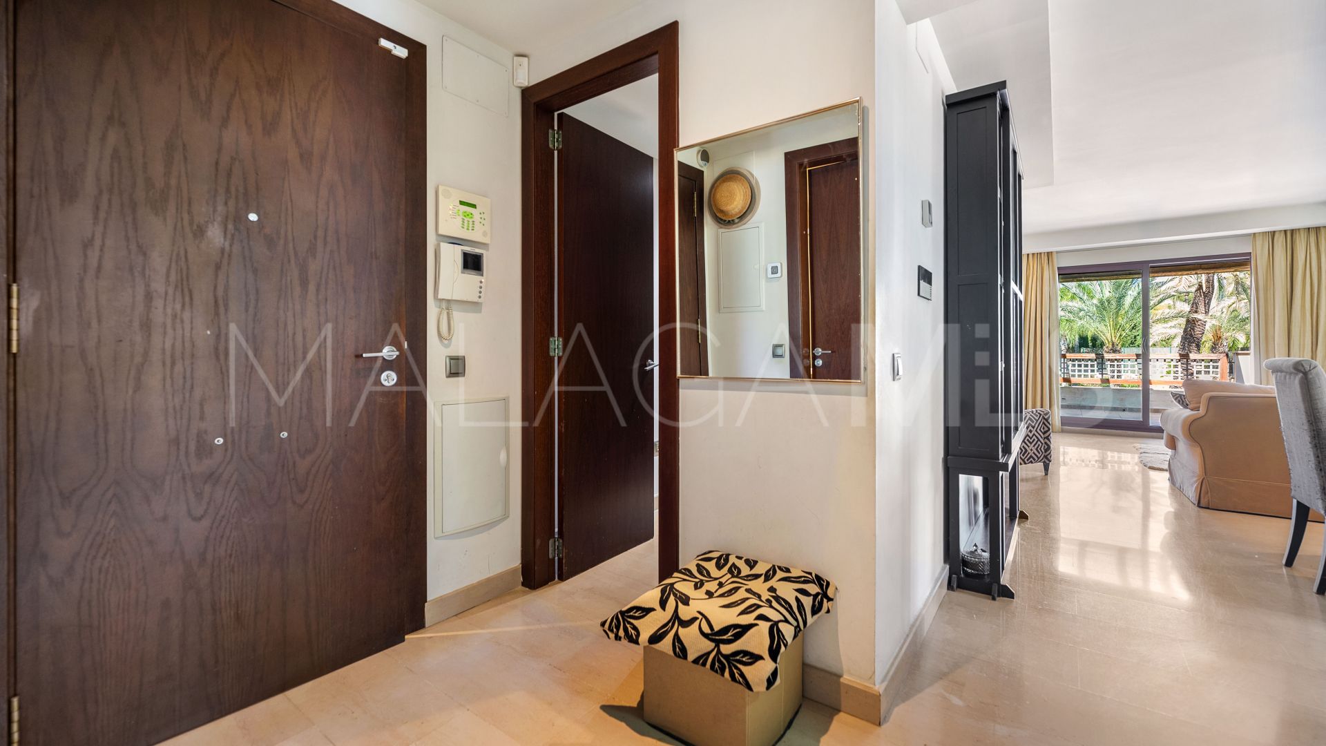 Lägenhet for sale in Nueva Andalucia