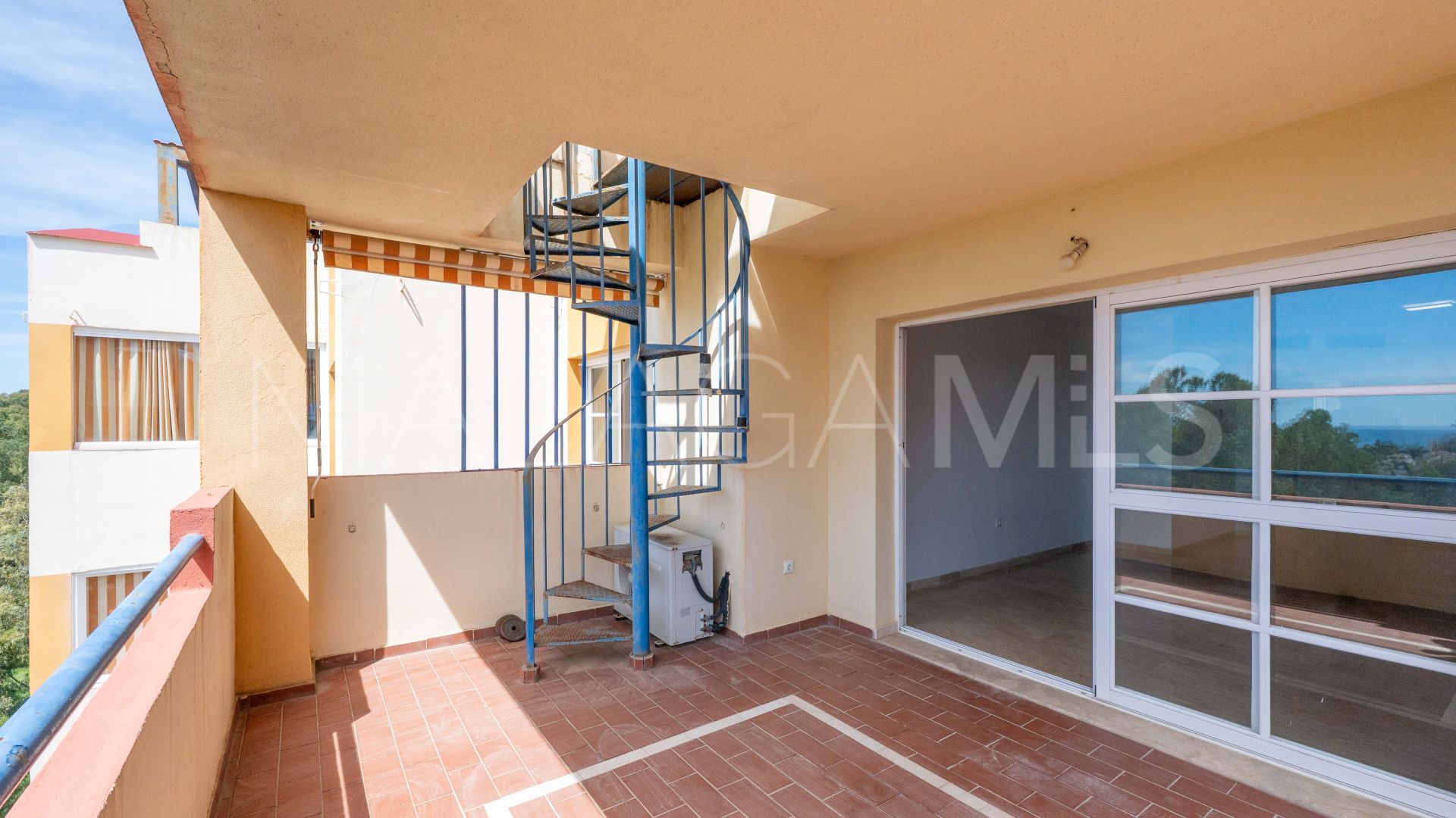 Penthaus for sale in El Paraiso
