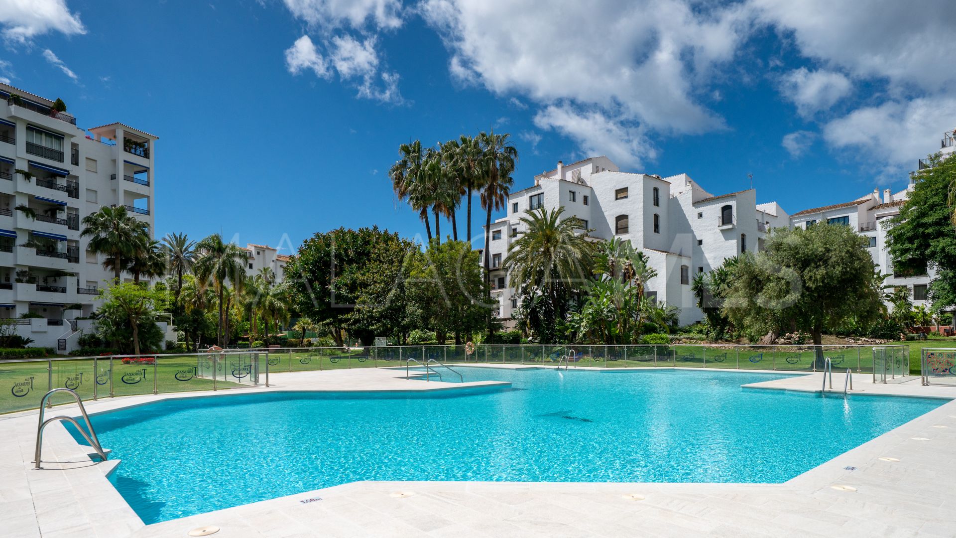 Wohnung for sale in Marbella - Puerto Banus