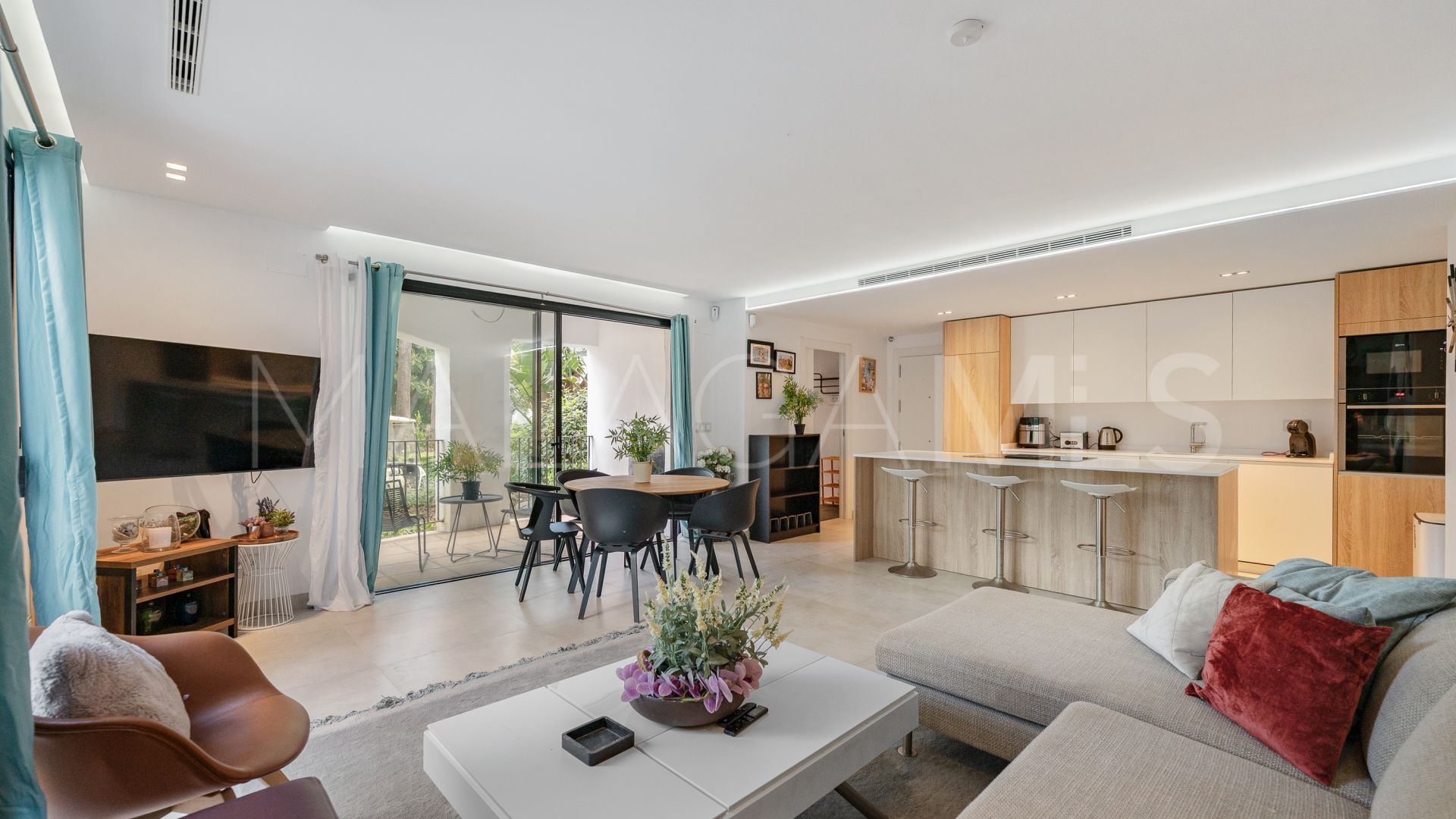 Wohnung for sale in Marbella - Puerto Banus