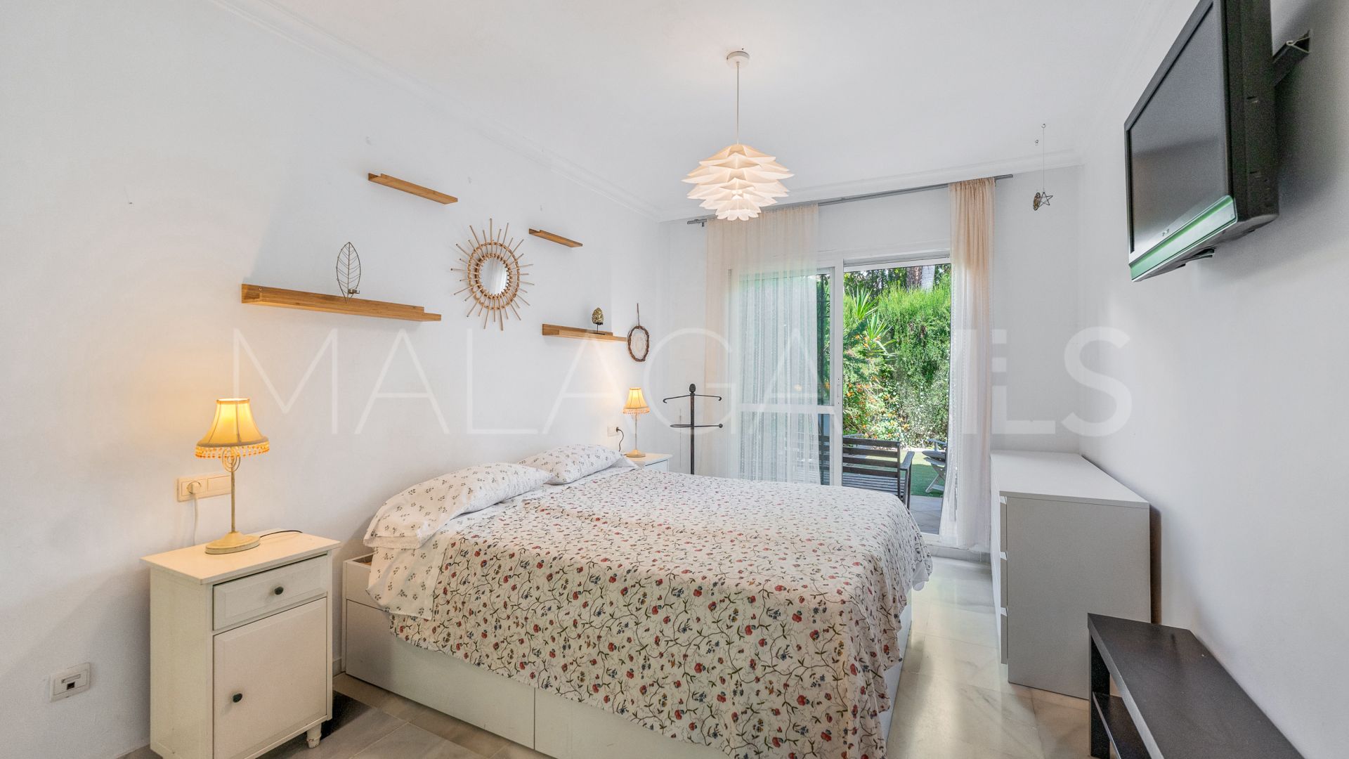 2 bedrooms Nueva Andalucia apartment for sale