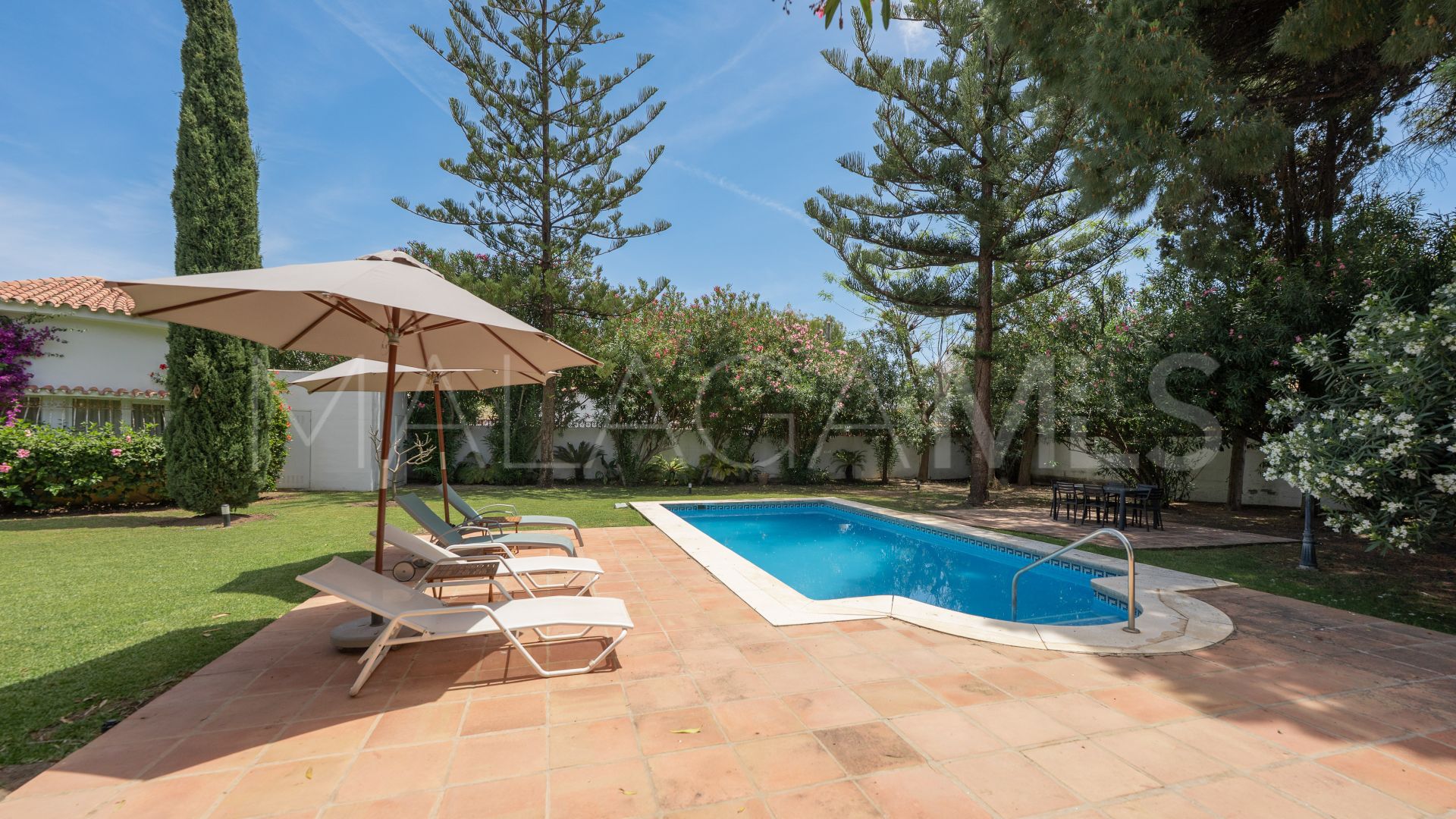 Villa for sale in San Pedro Playa