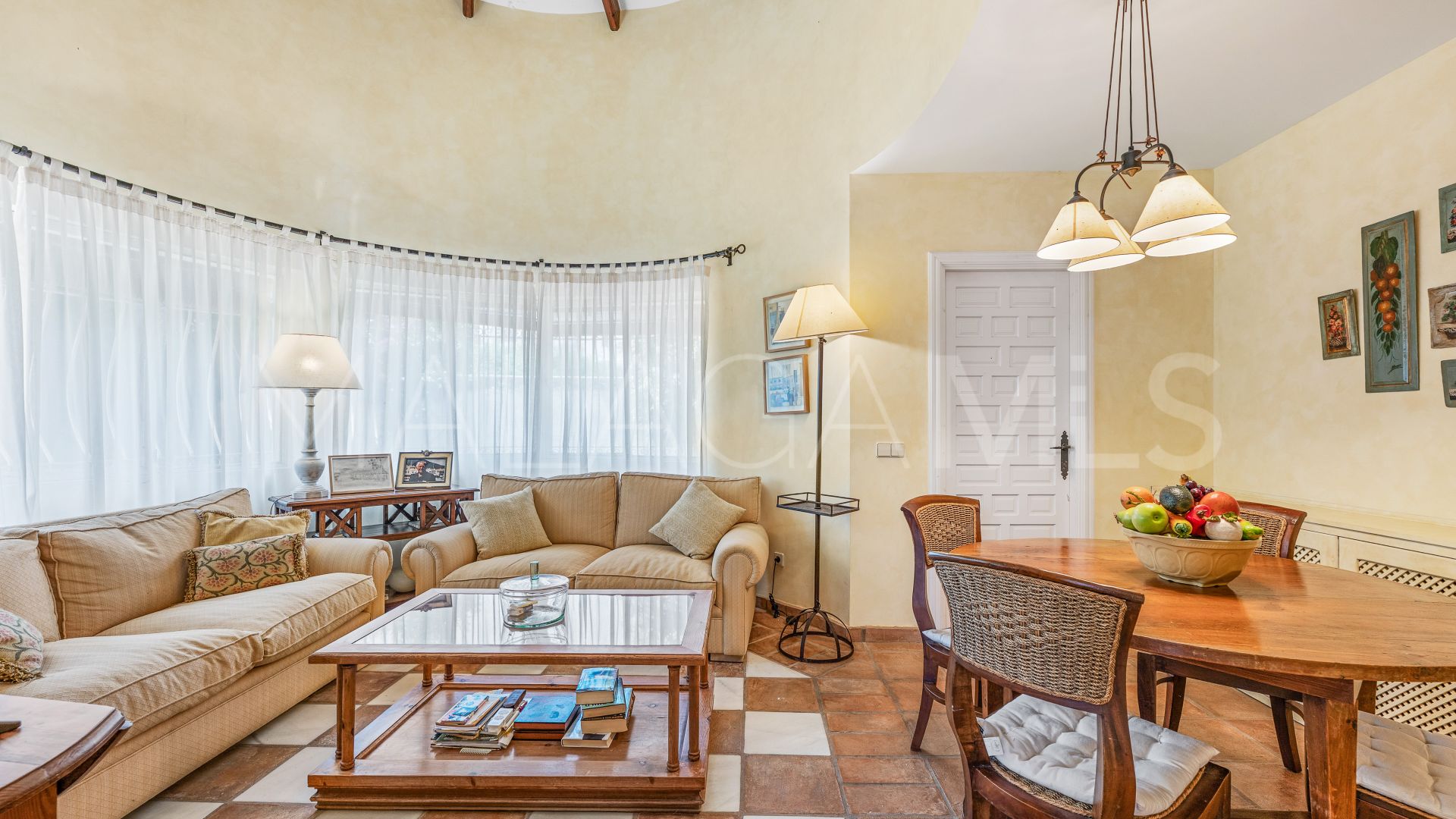 Villa for sale in San Pedro Playa