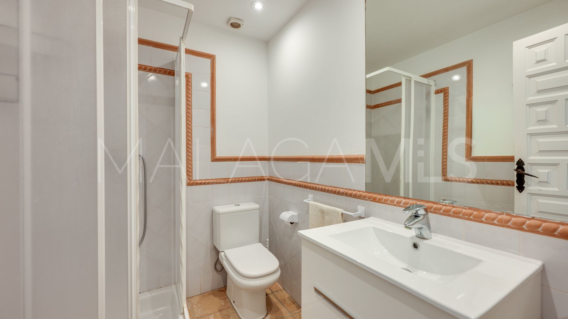 Villa for sale in San Pedro Playa