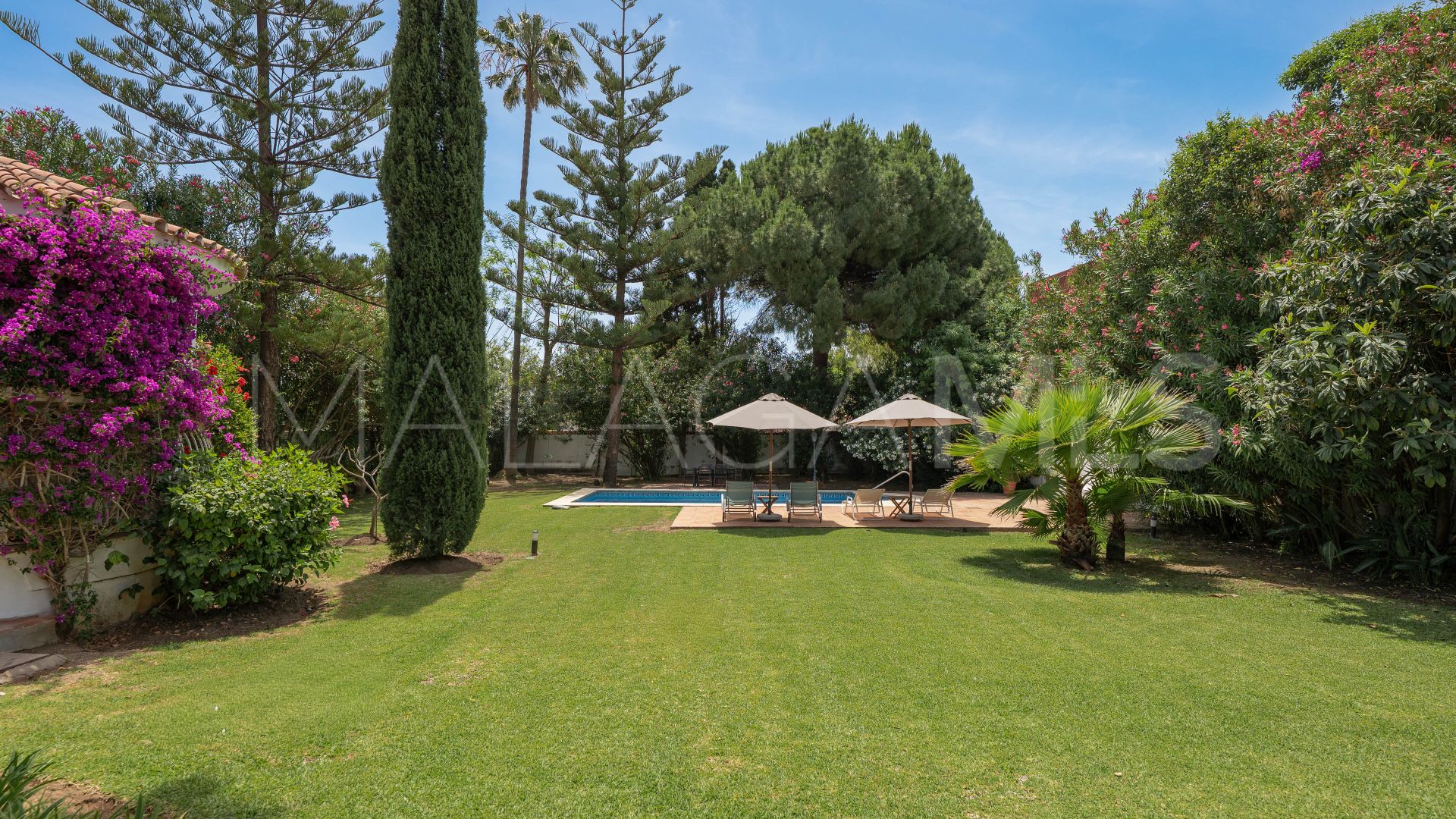 Villa for sale in San Pedro Playa