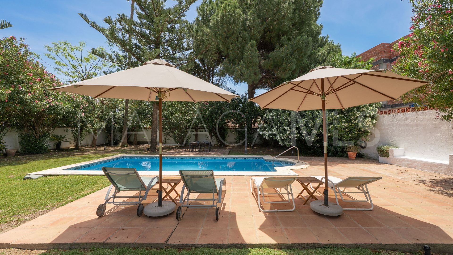 Villa for sale in San Pedro Playa