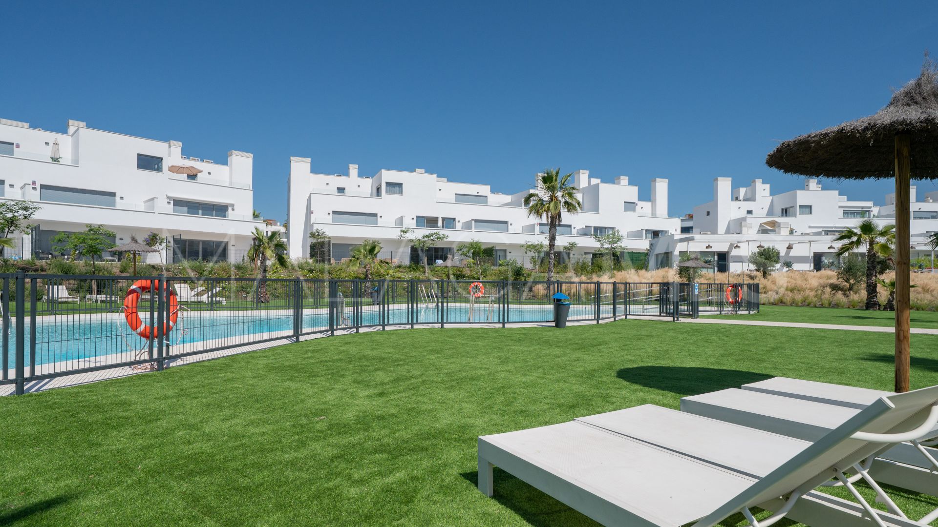 Aqua Gardens, apartamento planta baja a la venta