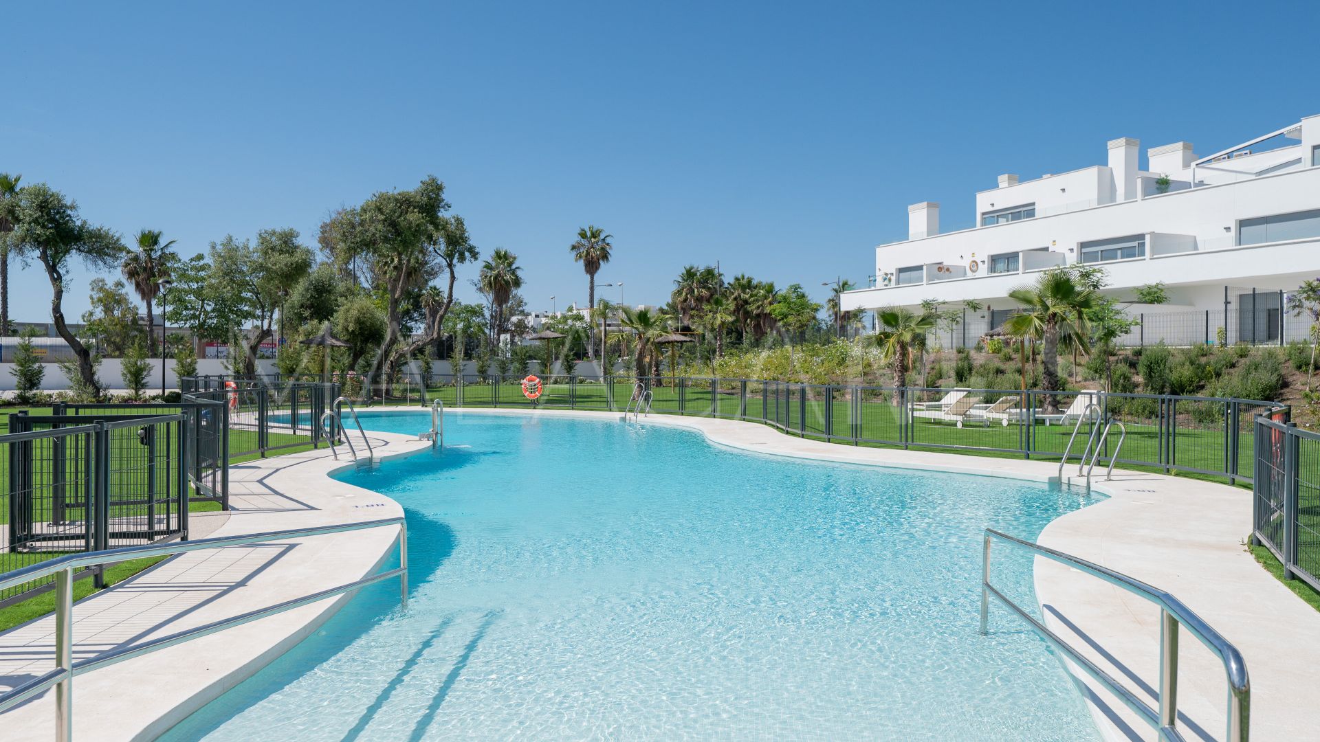 Aqua Gardens, apartamento planta baja a la venta