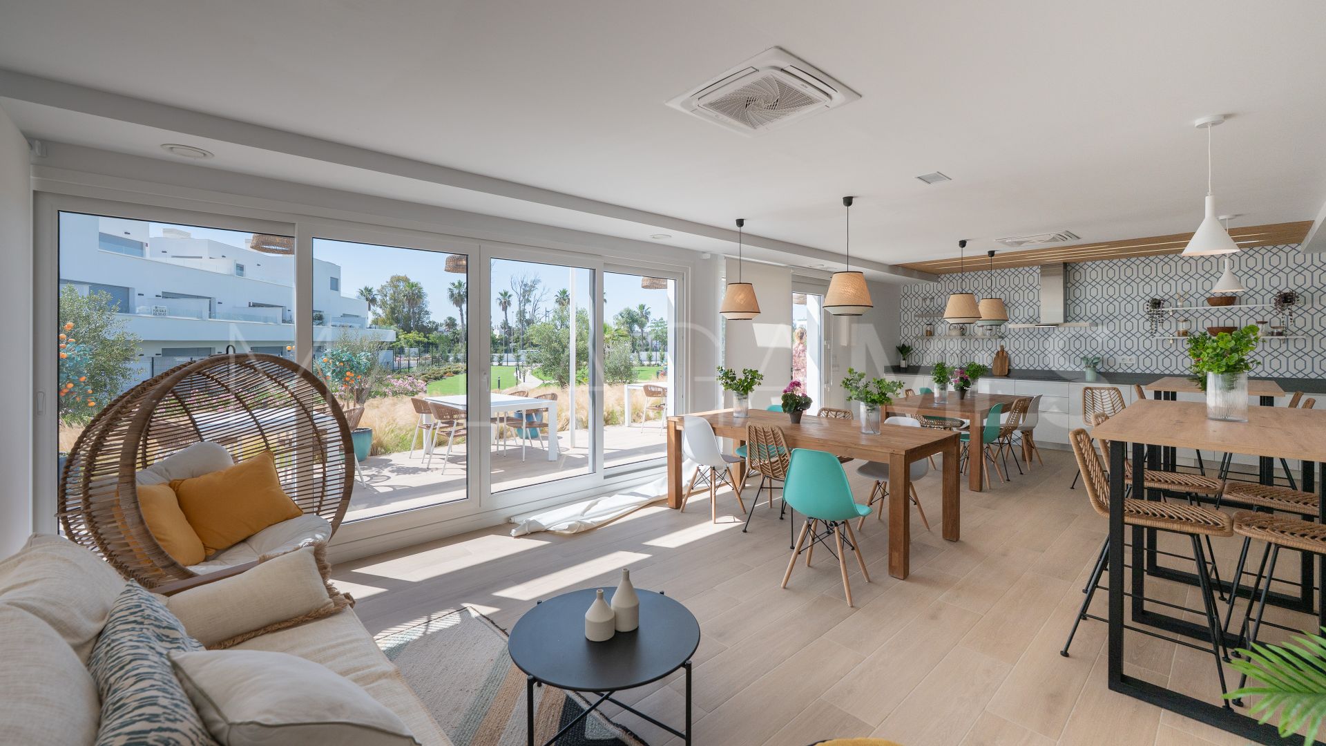 Aqua Gardens, apartamento planta baja a la venta